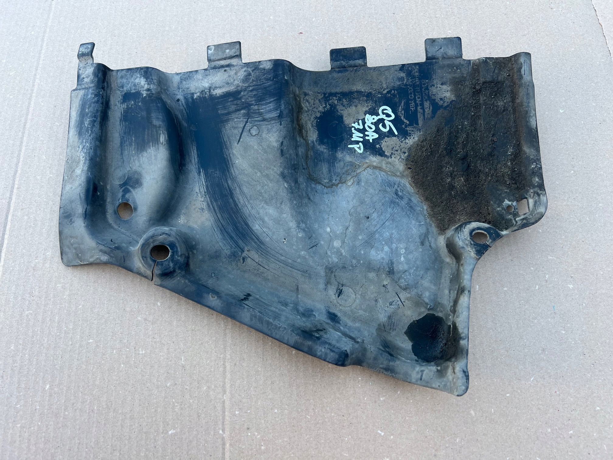 AUDI Q5 80A Blende Abdeckung Unterfahrschutz rechts 80A825202A