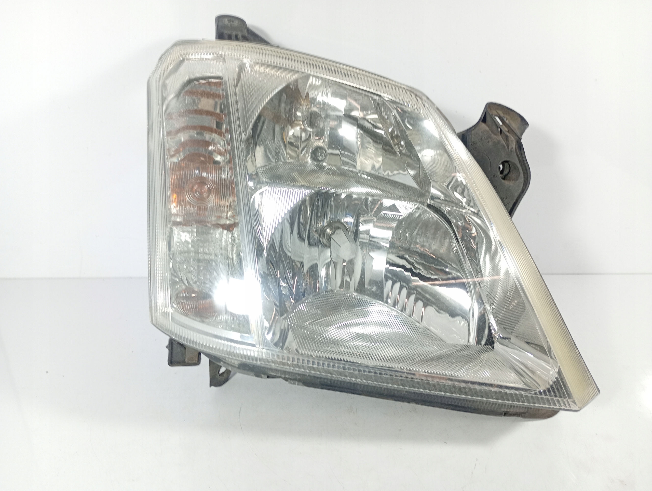 Opel Vectra C 02-08 REFLEKTOR light right front original OE 93321053
