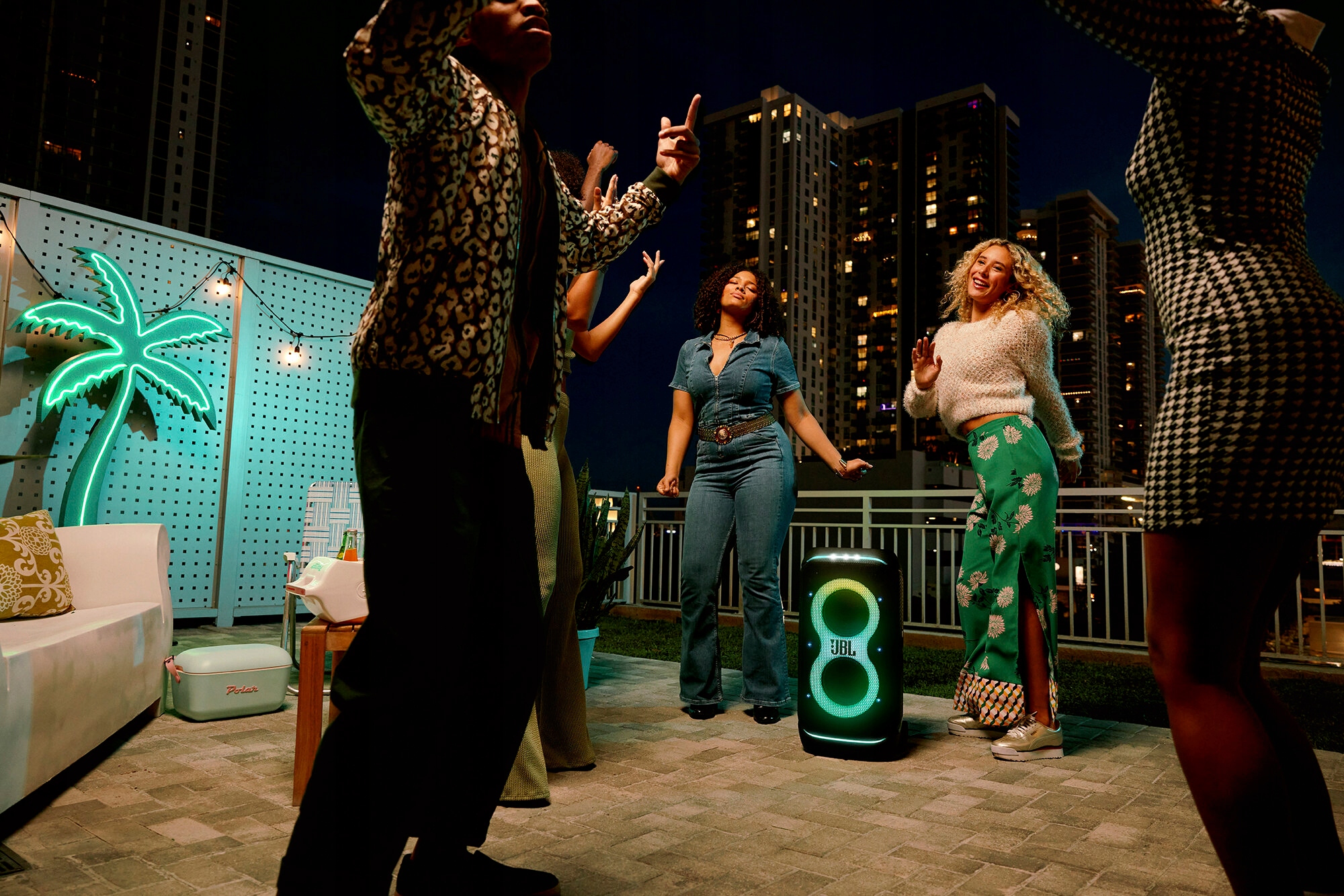 GŁOŚNIK JBL PARTYBOX STAGE 320 Moc 240 W