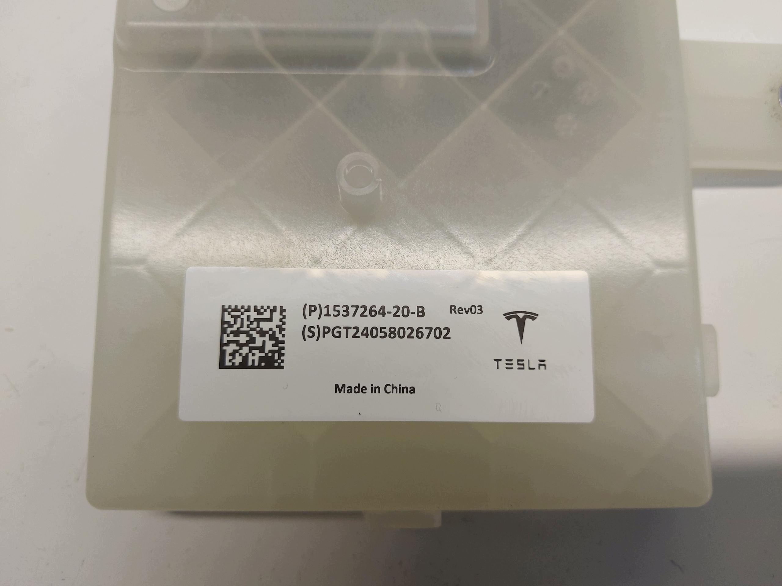 TESLA MODEL Y 2024r control unit module LADOWARKI 1537264-20-B