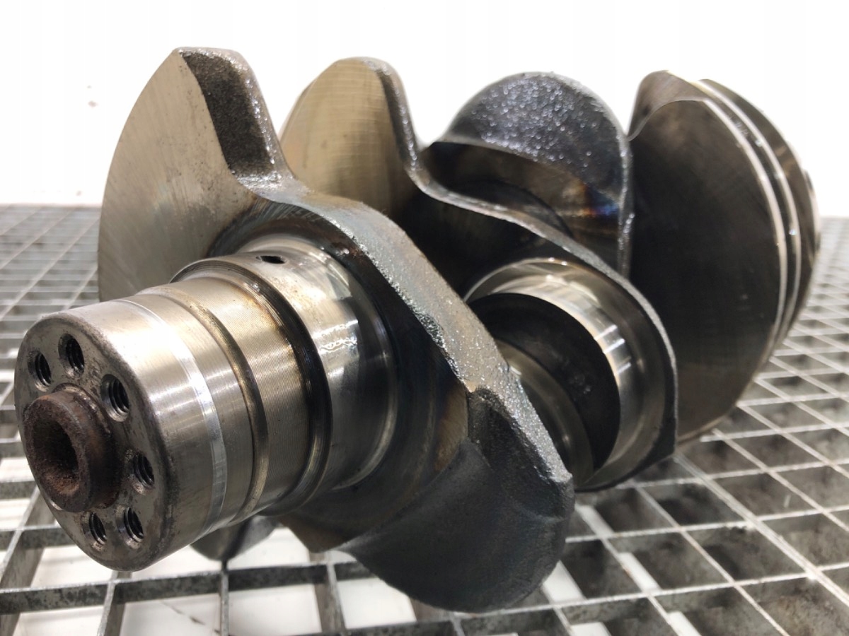 WAŁ KORBOWY AUDI A4 B7 04-08 3.0TDI BKN Producent części OEM