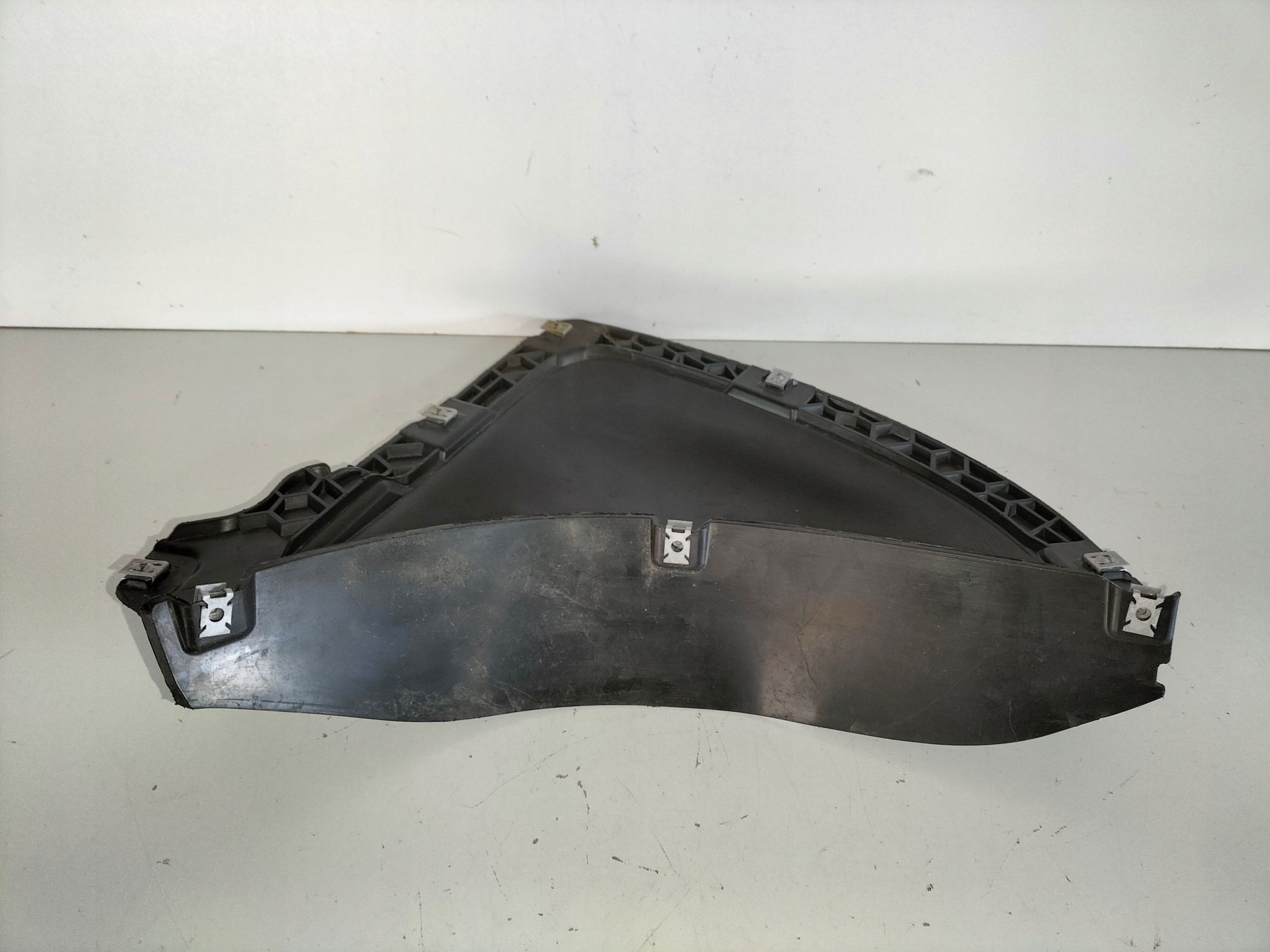 cover below bumper front right VW ID4 ID.4 20