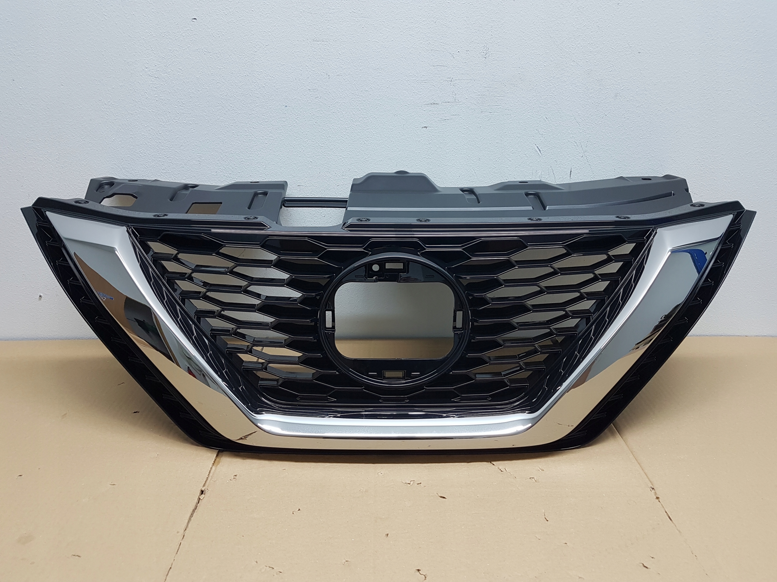 Nissan Qashqai J11 Kühlergrill FRONTGRILL Kühlergitter YGINALNOW - Thumbnail 1