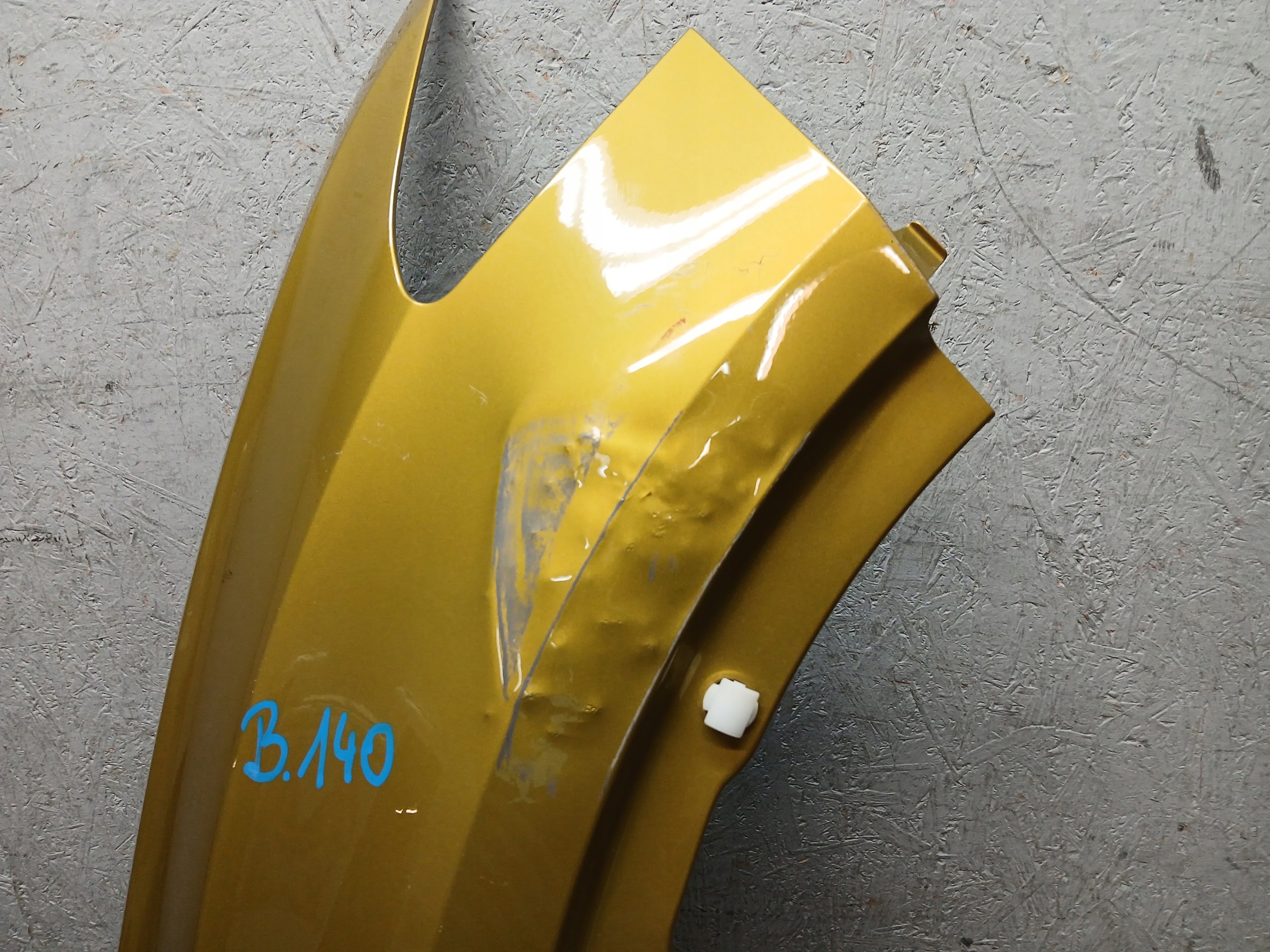 fender front right VW T-ROC T ROC