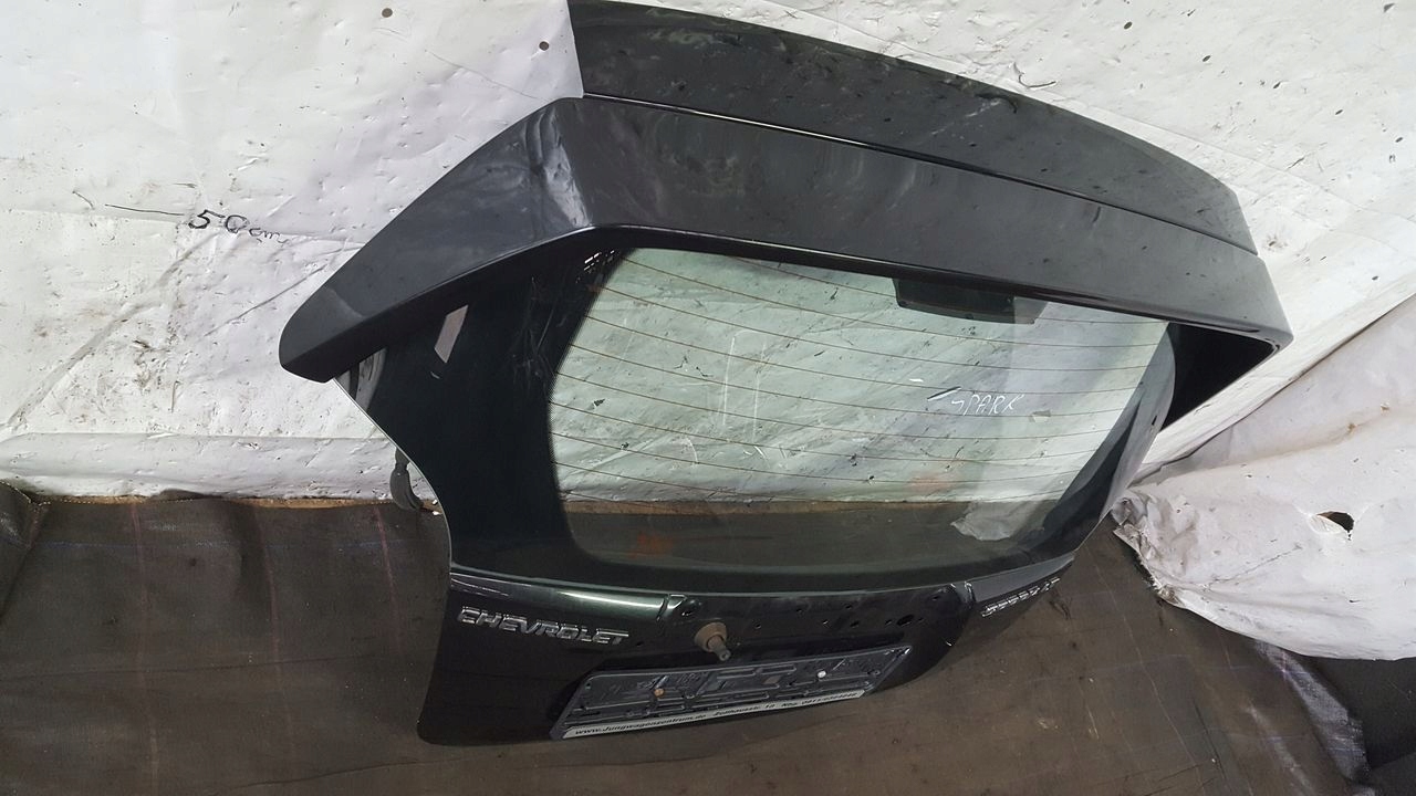 trunk door boot Chevrolet Spark