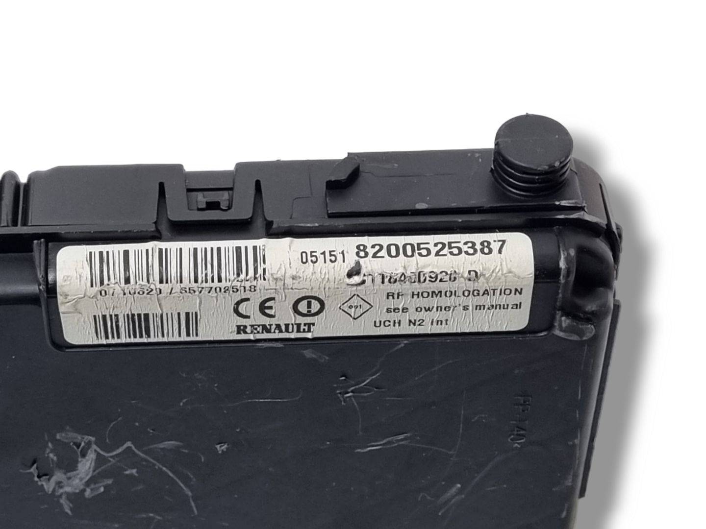 comfort control unit Renault Scenic 2 2005 8200525387