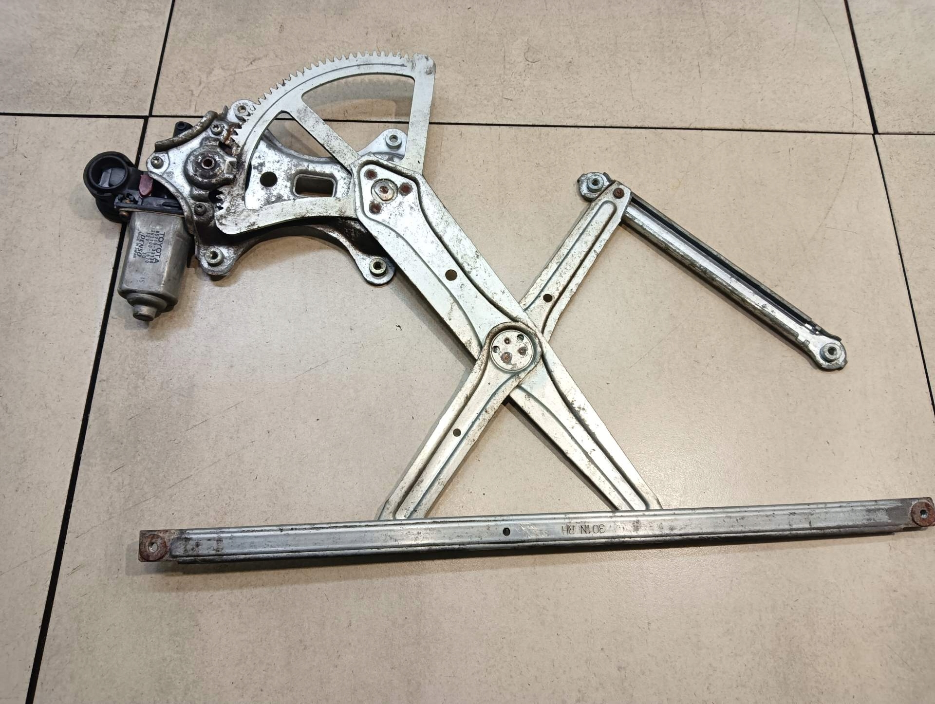 mechanism windows right front TOYOTA CAMRY 2.4 85710