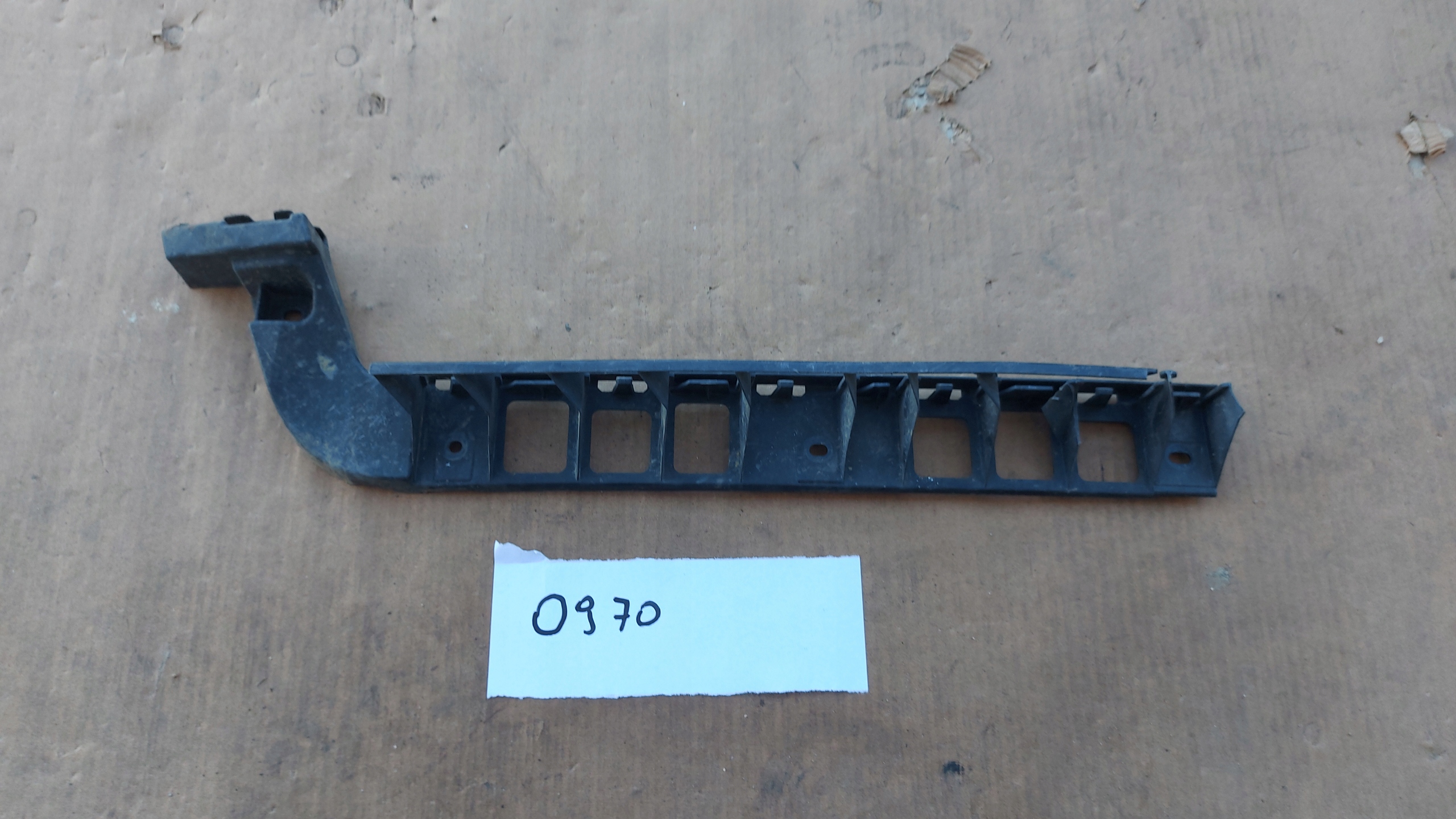 bumper bracket left rear part SKODA OCTAVIA III 13- HB