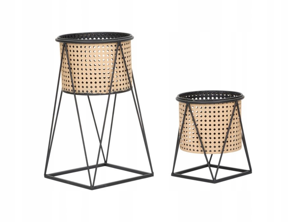 Kovové kryty na kvetináče na stojane, vzor viedenskej pleteniny