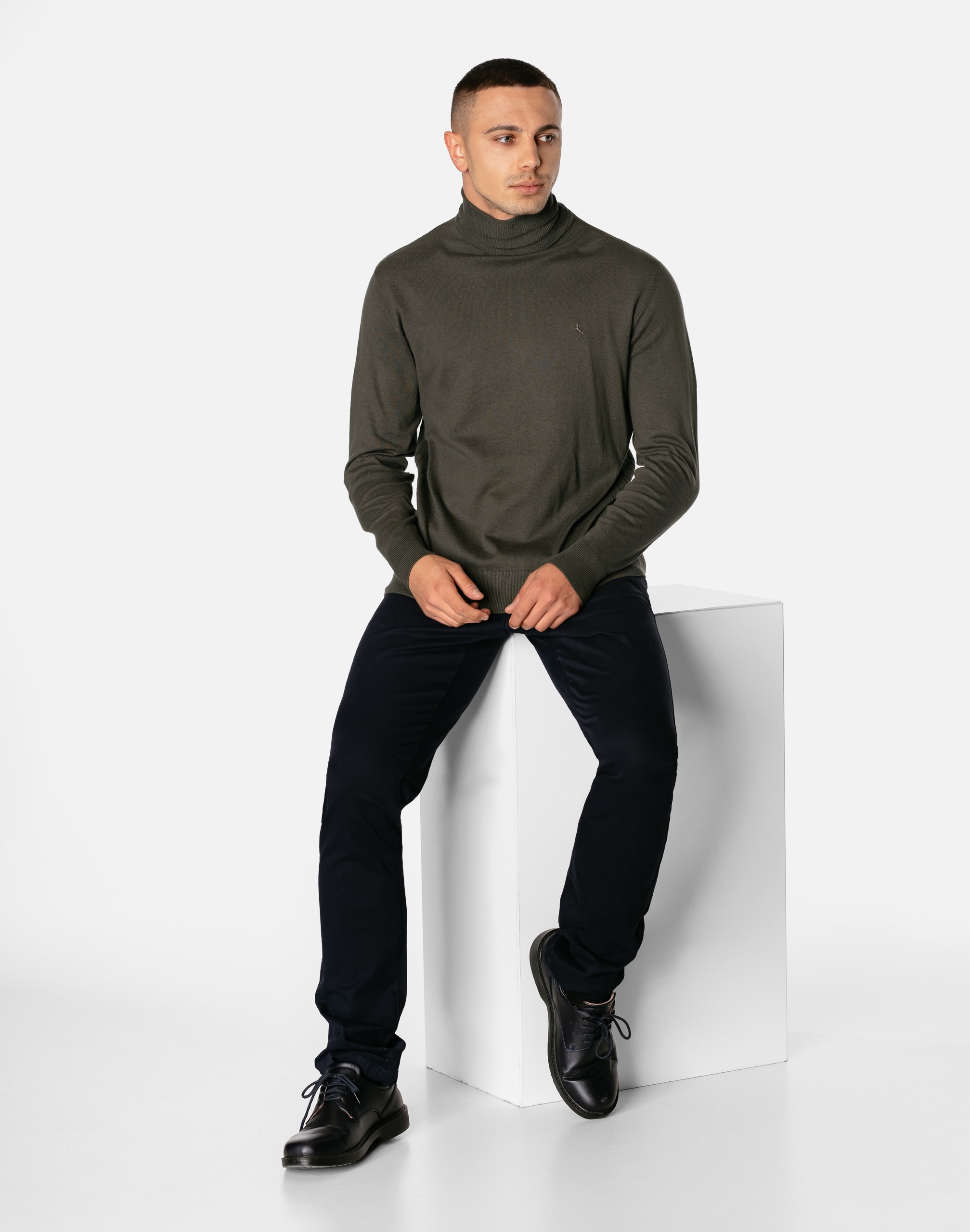 Elegancki Cienki Sweter Męski Golf S2S C119 r XL Rozmiar XL