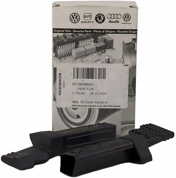 OE VAG ŚLIZGI ROLETY BAGAŻNIKA SEAT LEON III KOMB