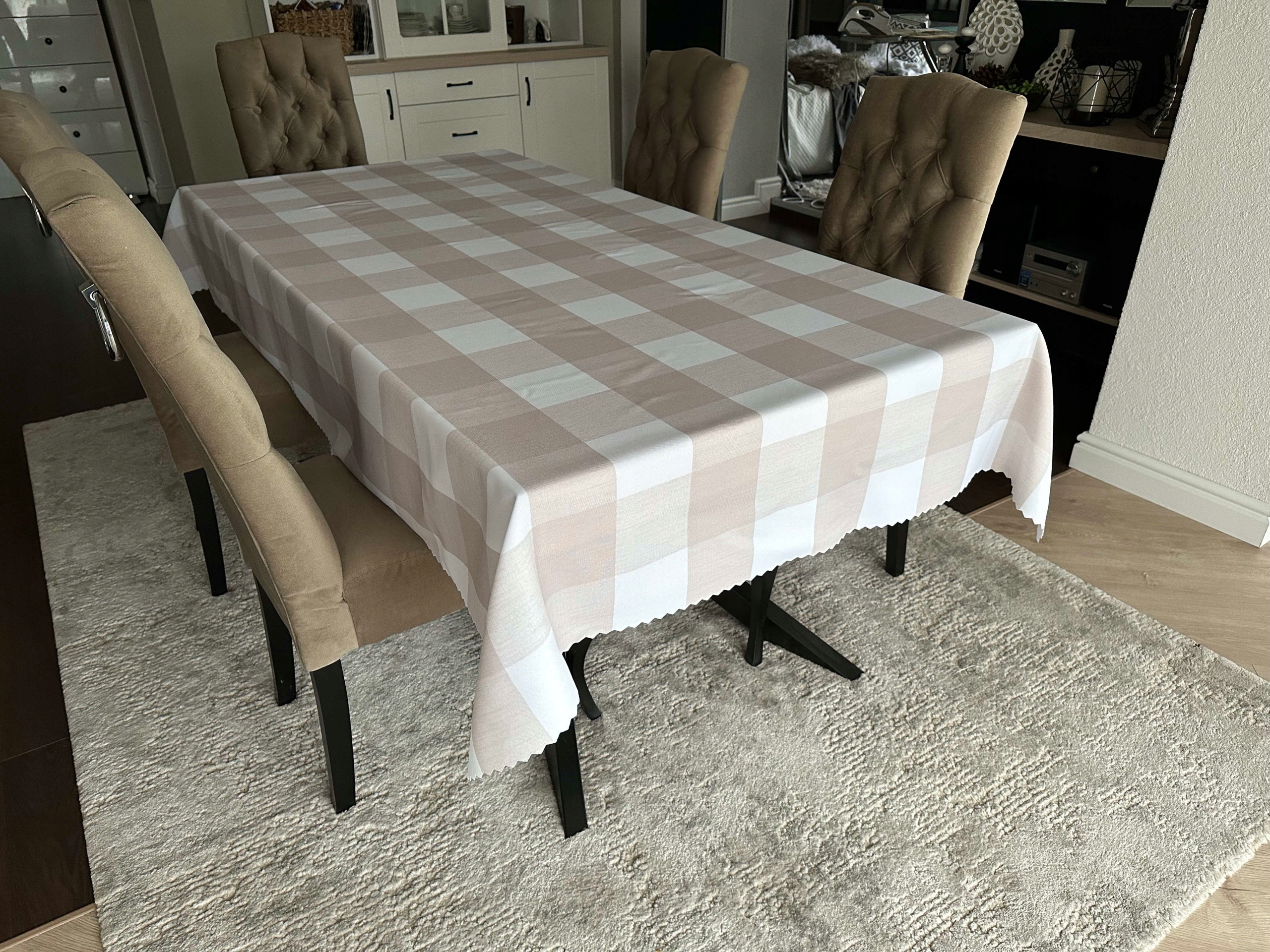 Obrus KRATA PLAMOODPORNY NA STÓŁ POLSKI 130x240 Kształt prostokątny