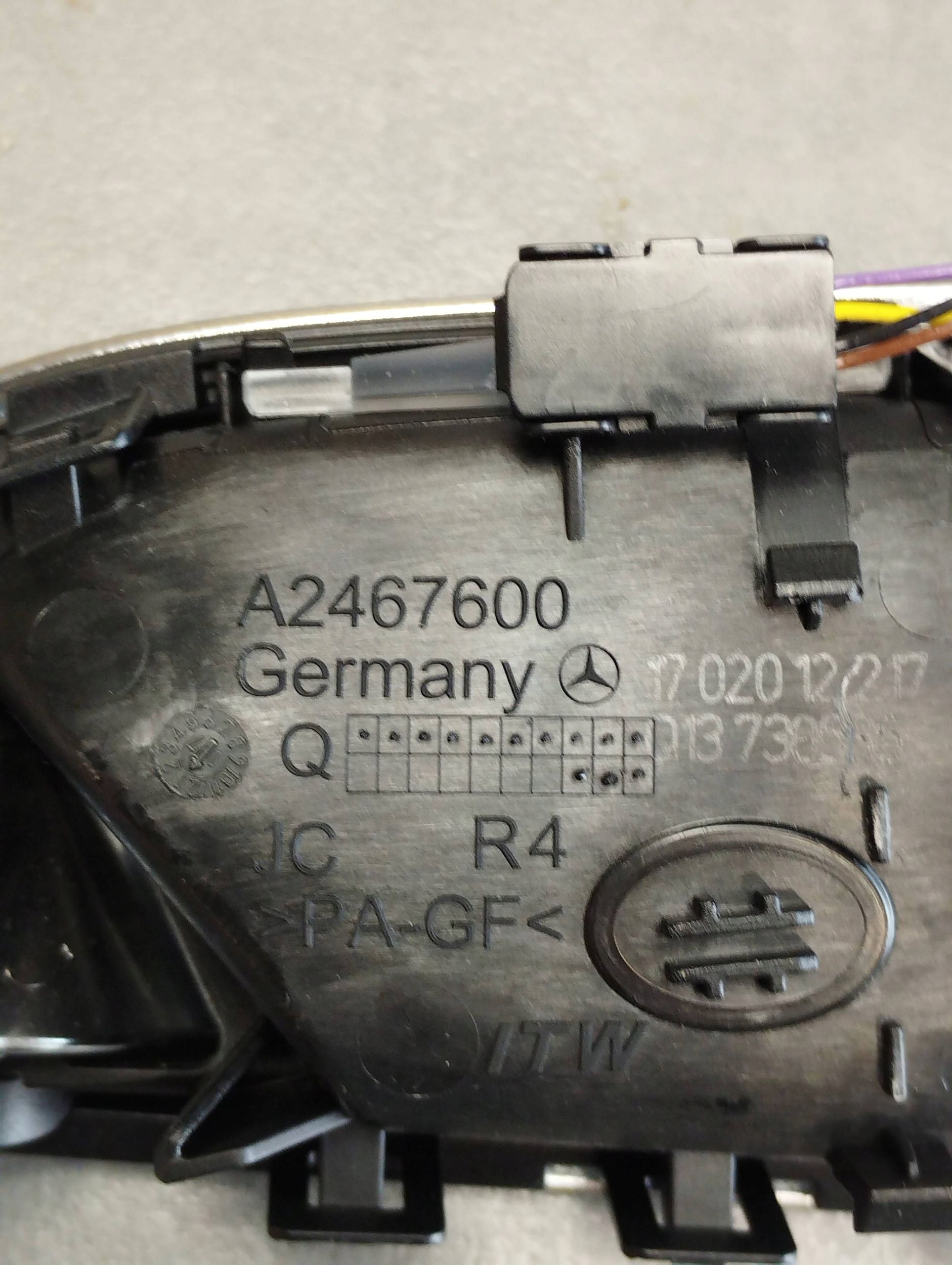 Mercedes-Benz B W246 W242 handle inner right front A2467600