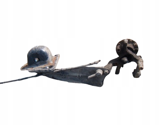 AUDI A3 8P 1.6 03-08 ZWROTNICA PIASTA WAHACZ LEWY TYŁ