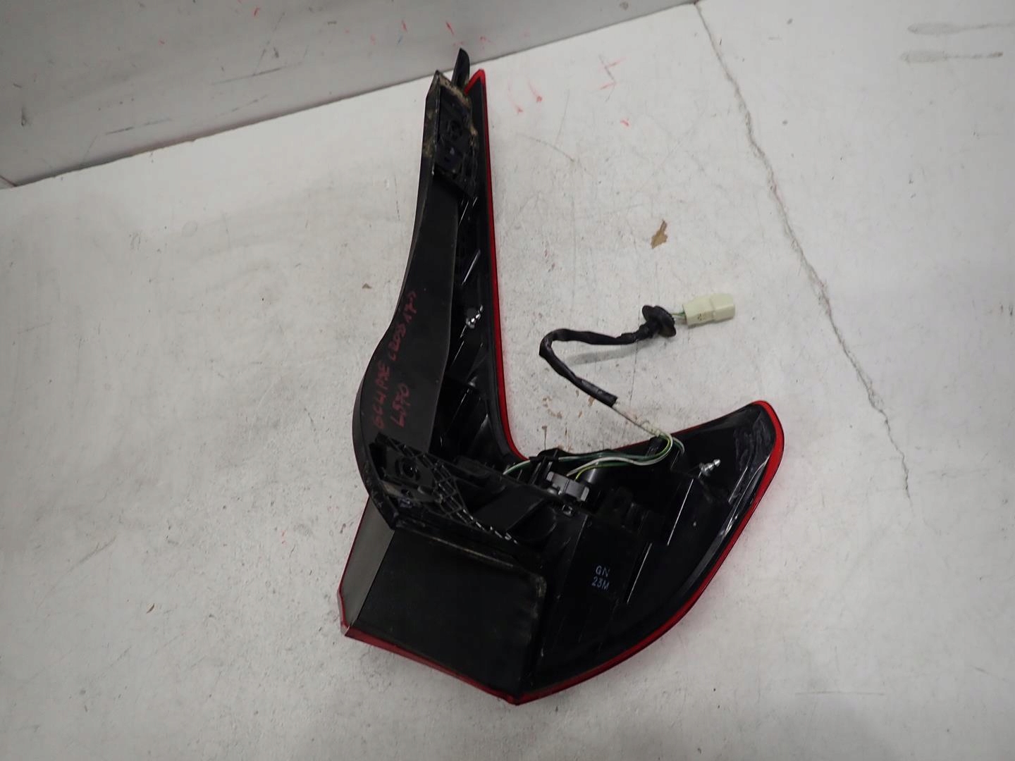 light rear part rear left MITSUBISHI ECLIPSE CROSS 2017