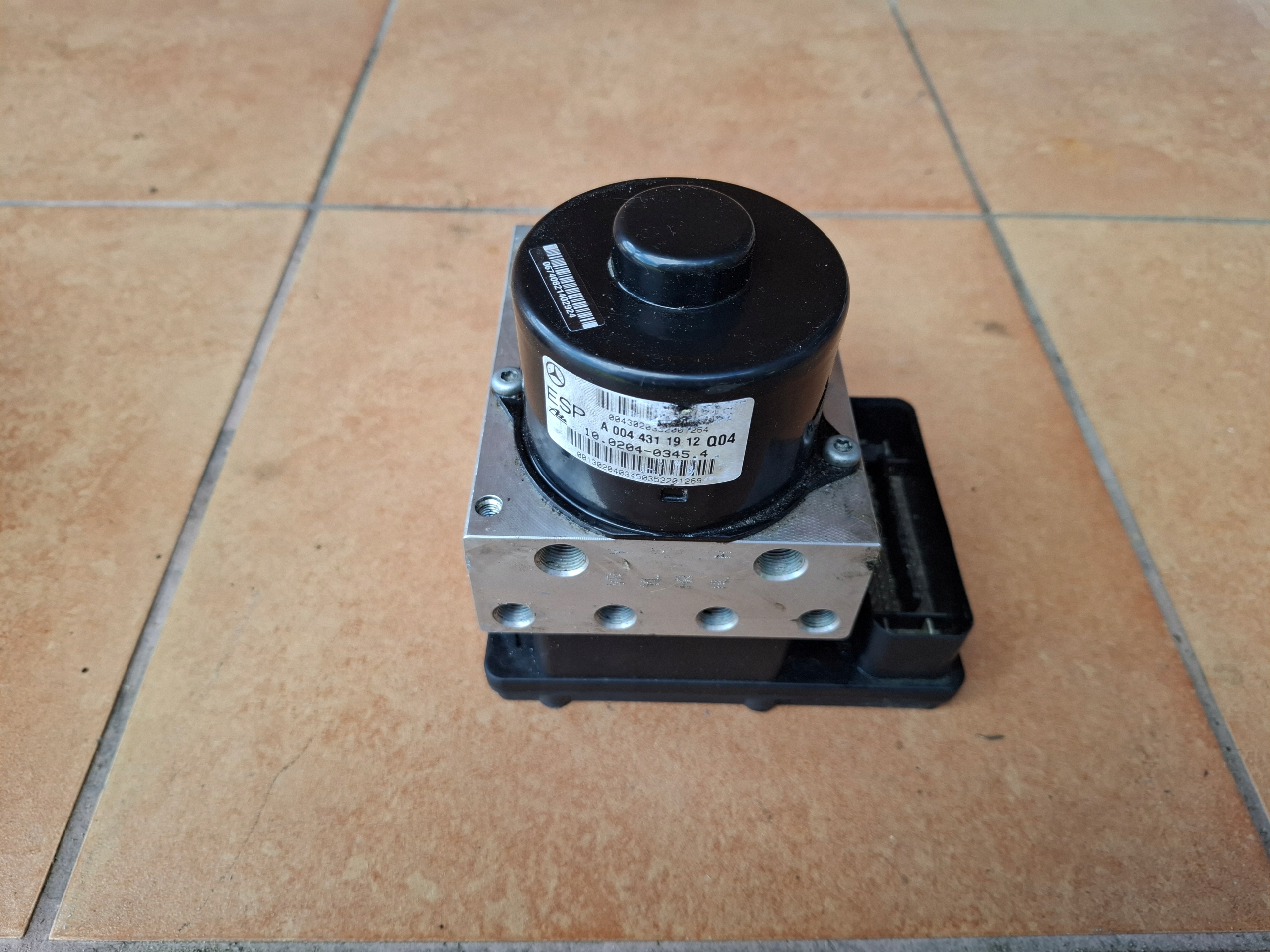 Pompa ABS MERCEDES W203 W209 A2095450332