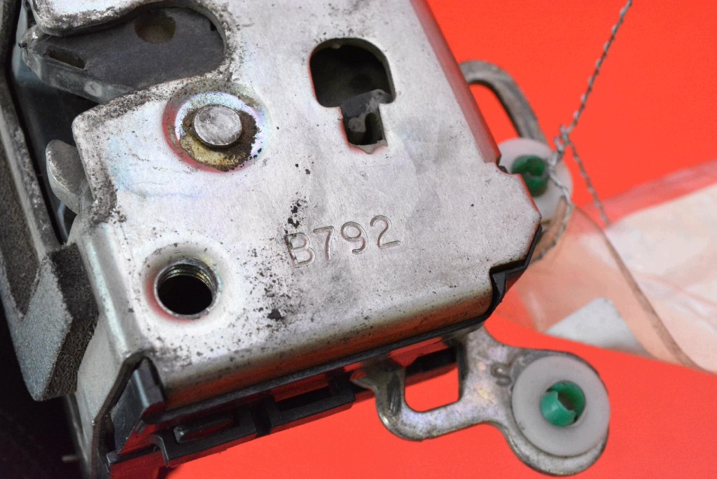 lock door left front front EU ALFA ROMEO 147 3D 00-04