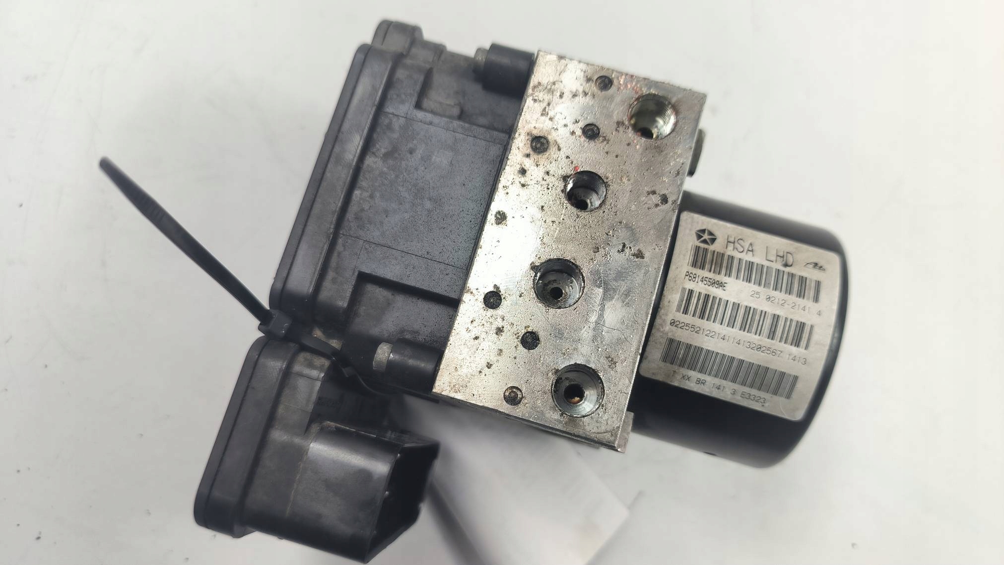 pump ABS brake P68145509AE FIAT FREEMONT