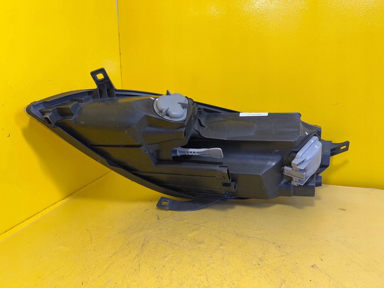 MITSUBISHI COLT 04-07 right light CIEMNA