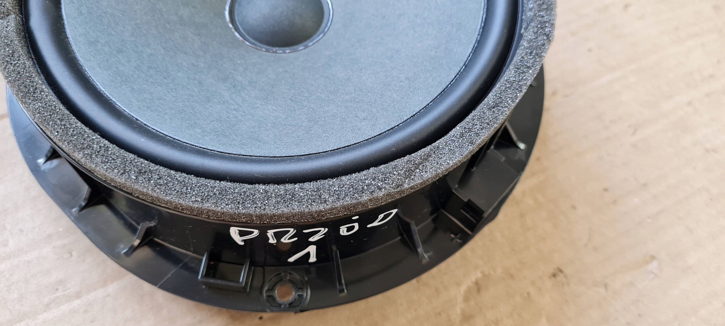 A6 C8 4K speaker door left right front 4K0035415