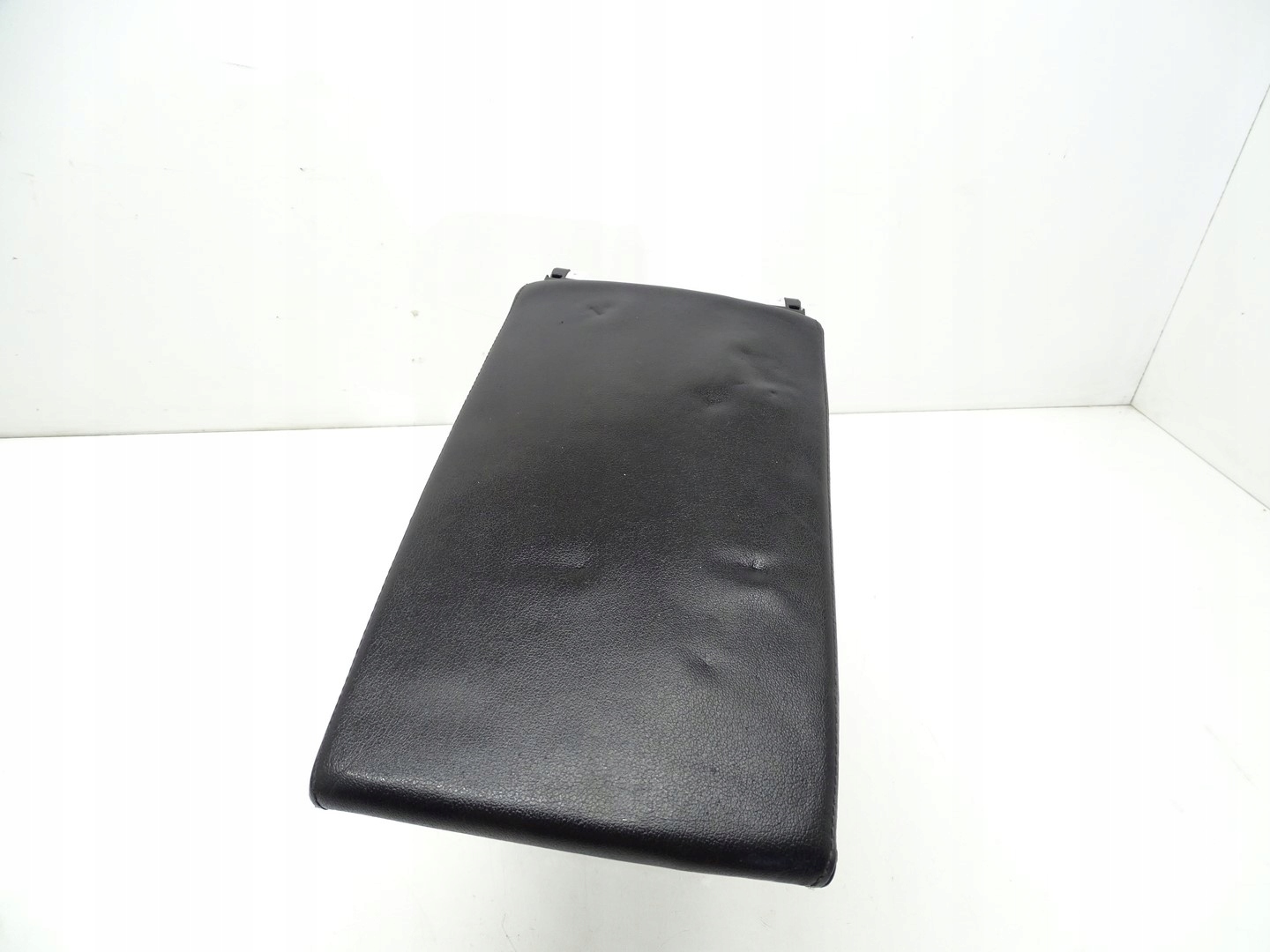 armrest central TUNELU leather SKODA SUPERB III 3V 3V0864207