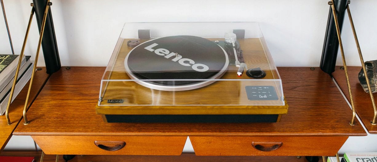Gramofon Lenco LS-55WA USB AUX Bluetooth GŁOŚNIKI Kolor brązowy