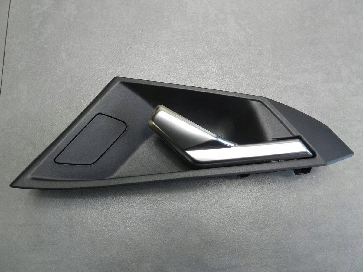 Audi S3 A3 8Y дверная ручка внутренняя левая задняя 8Y0837019