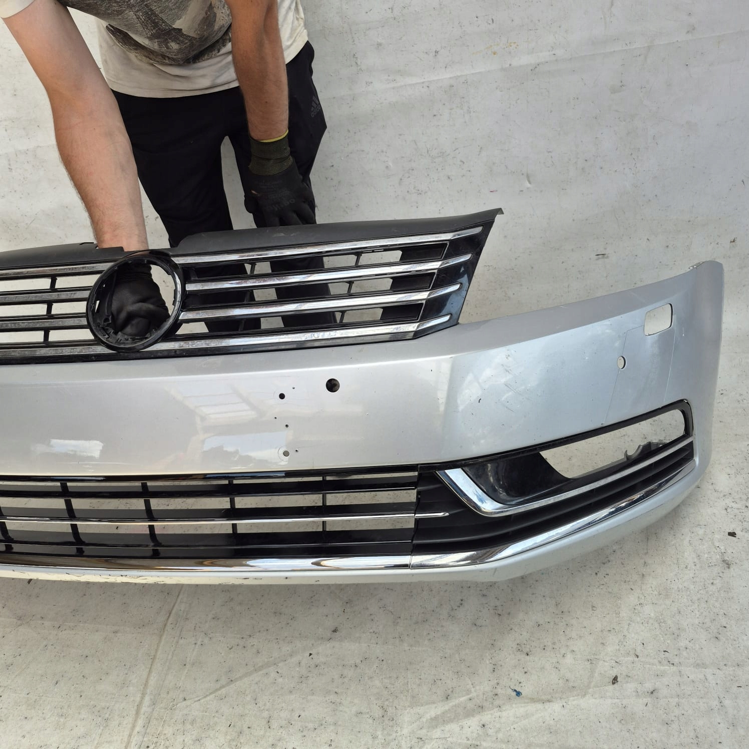 VW PASSAT B7 10-14 bumper front front SPR 4XPDC 3AA807221