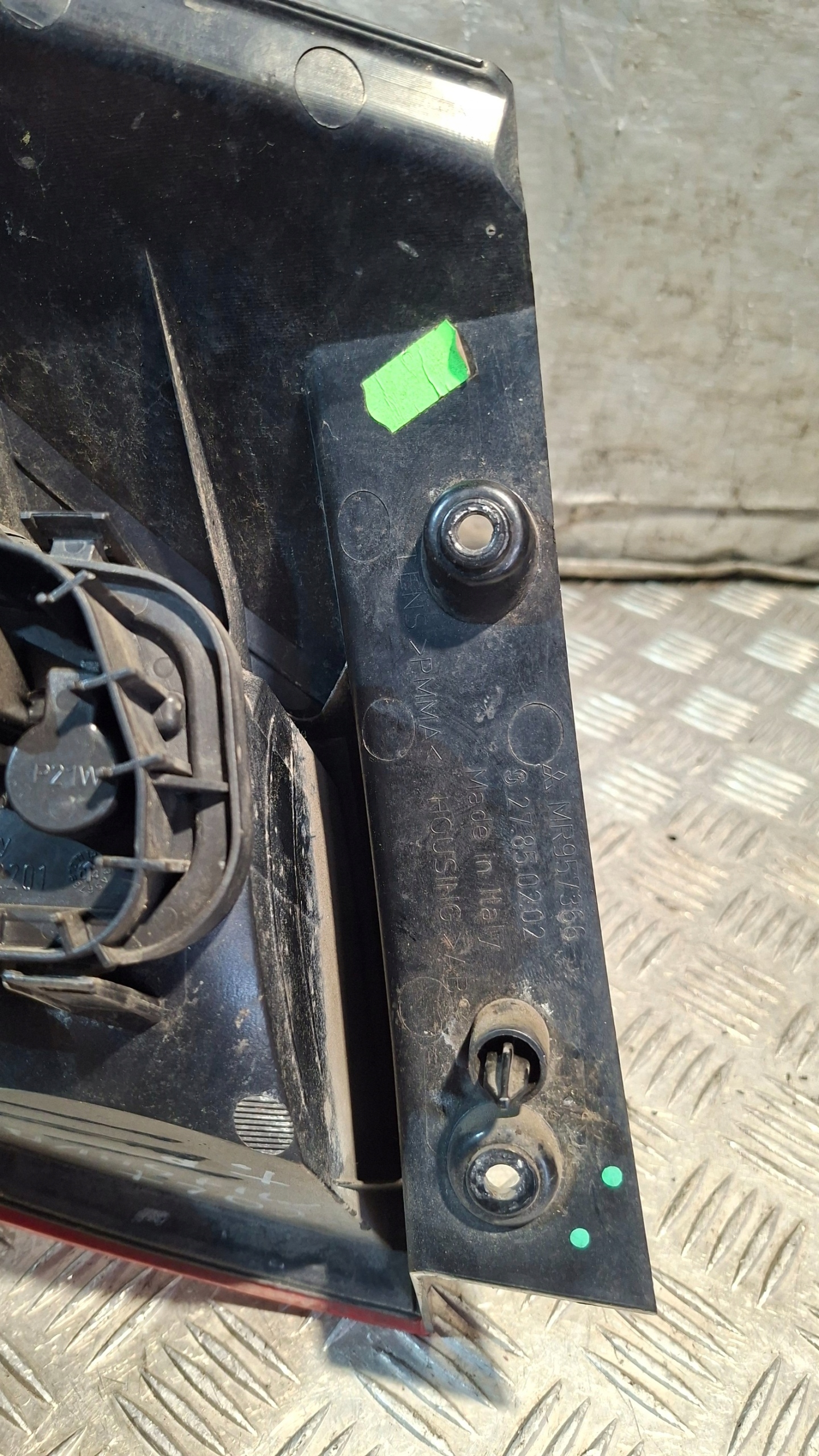light right rear part MITSUBISHI COLT VI