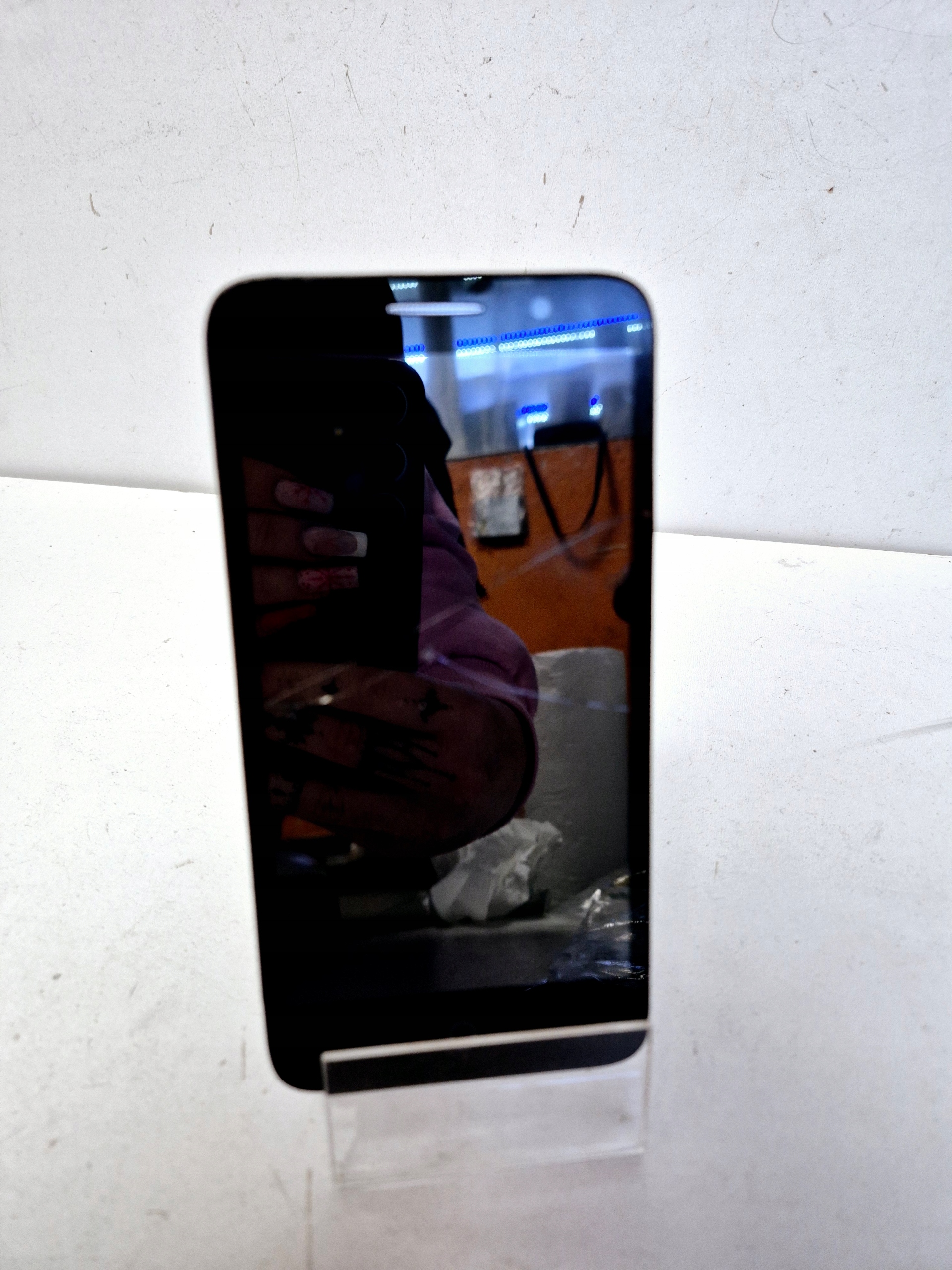 Smartfon Alcatel One Touch Pop 3 5 1 GB / 8 GB 4G (LTE) srebrny