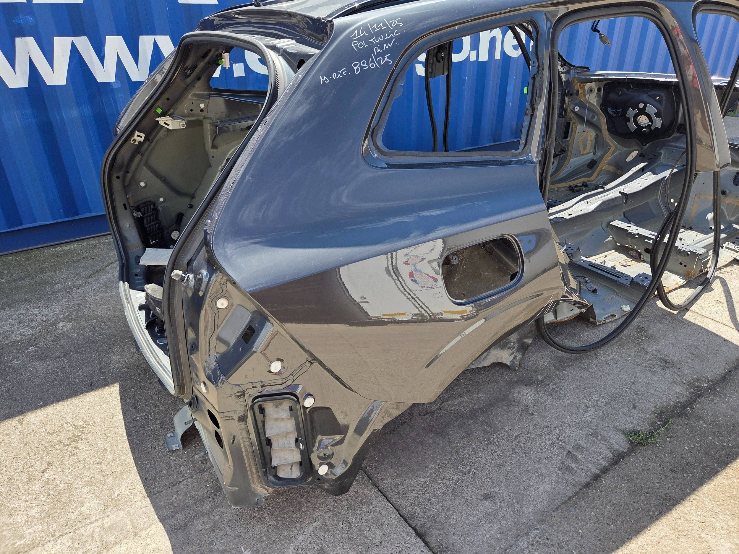 Volvo XC60 II rear part rear panel sump without roofs