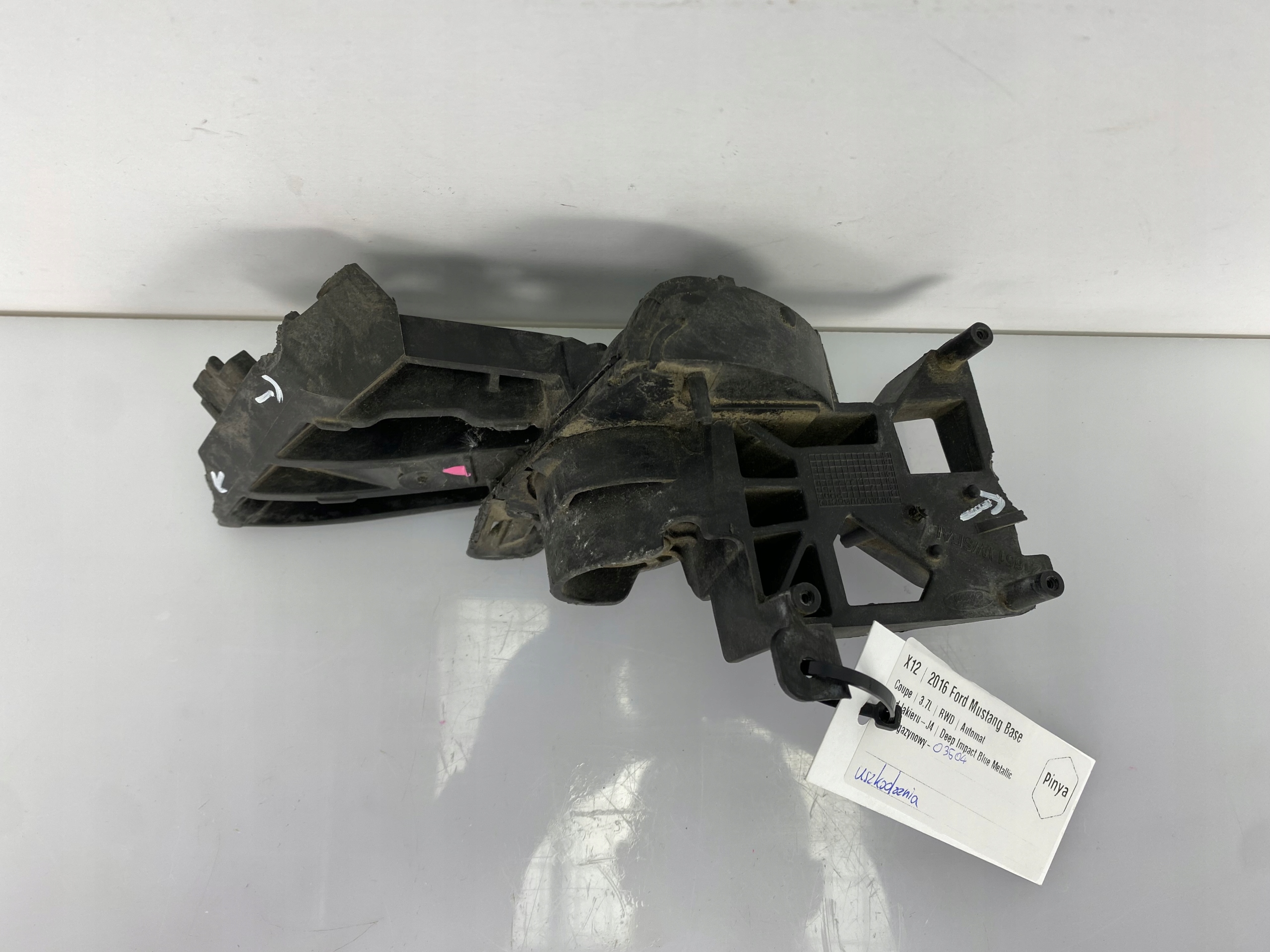 mechanism mirrors Ford Mustang VI 2015+