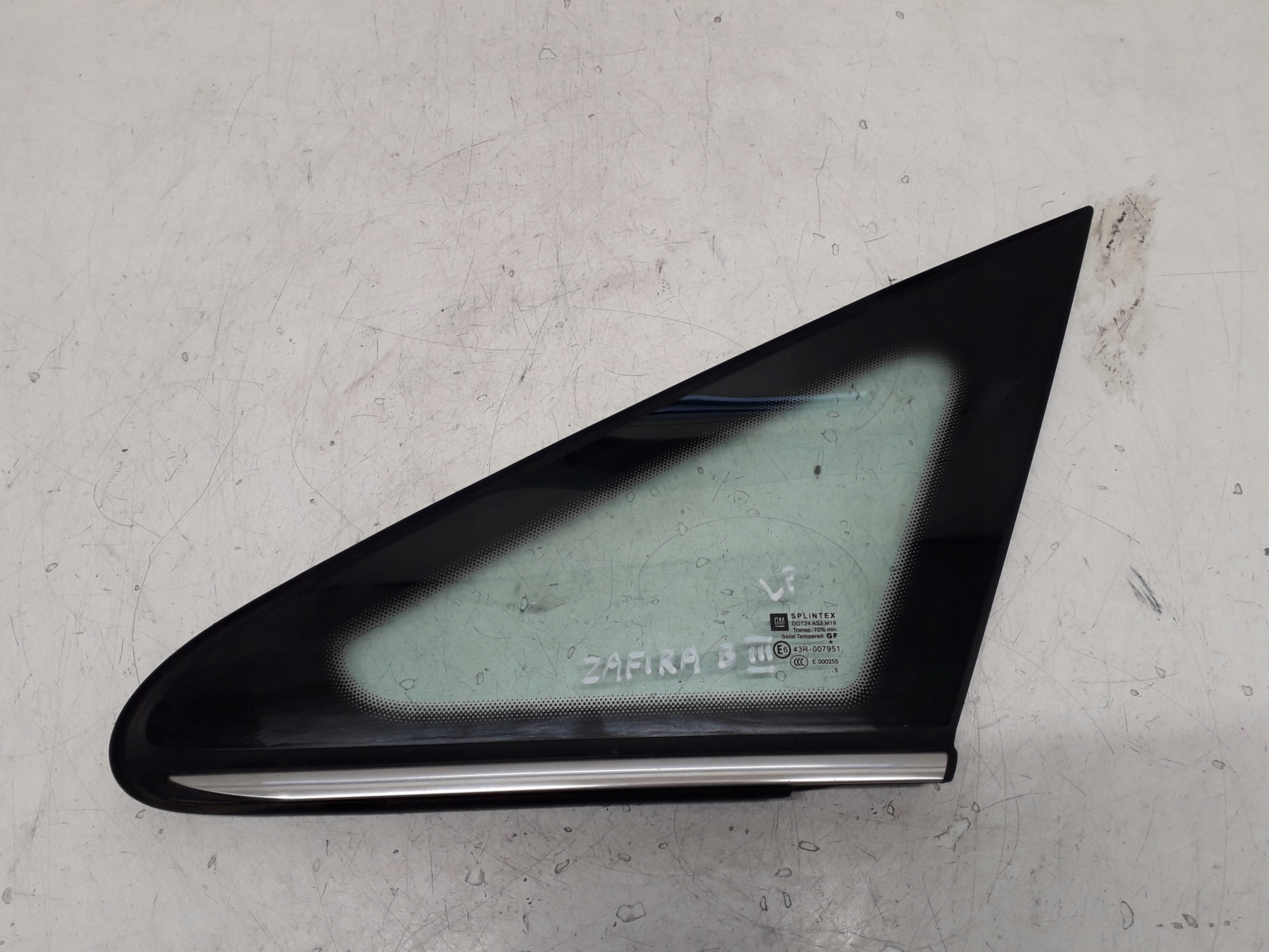 OPEL ZAFIRA B 05- SZYBA KAROSERYJNA LEWA PRZEDNIA PRZÓD MAŁA