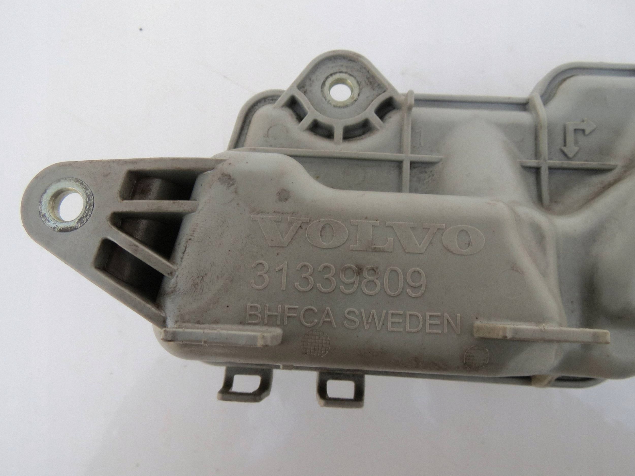 tank vacual VOLVO V60 2.0 D 120KM 31339809