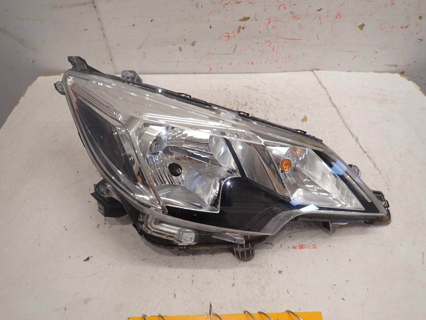 light front front right MITSUBISHI SPACE STAR III 2019