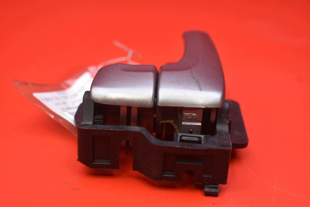 handle inner left rear part grey 82613-2S000 HYUNDAI IX35 1 and 09-13
