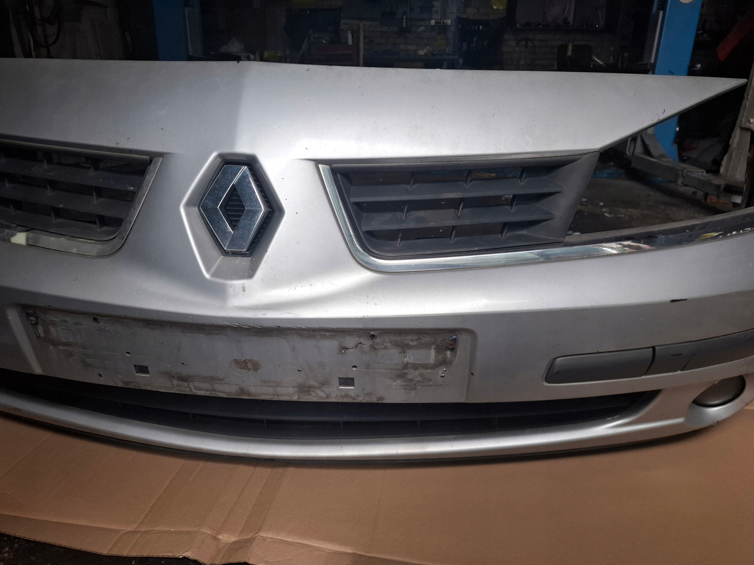 Renault Laguna II 2 lift FL bumper front front 04-07 R. KOD TED69