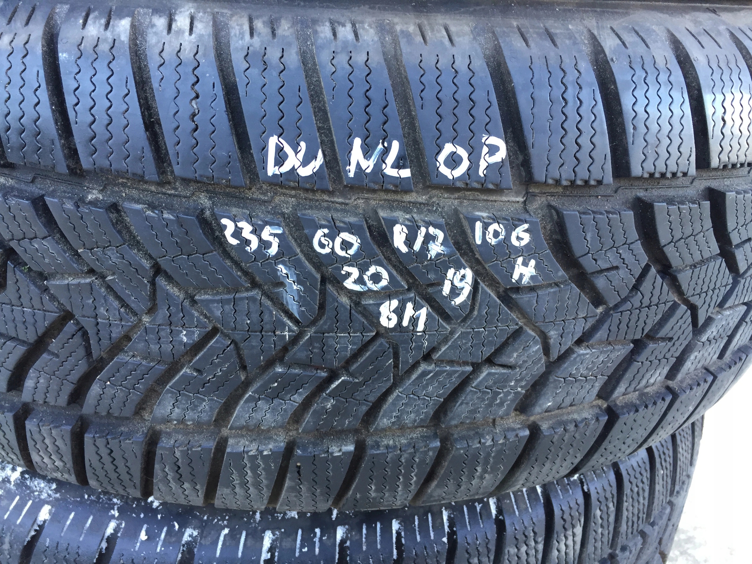 OPONA DUNLOP WINTER SPORT 5 SUV 235/60 R17 106H Model inny