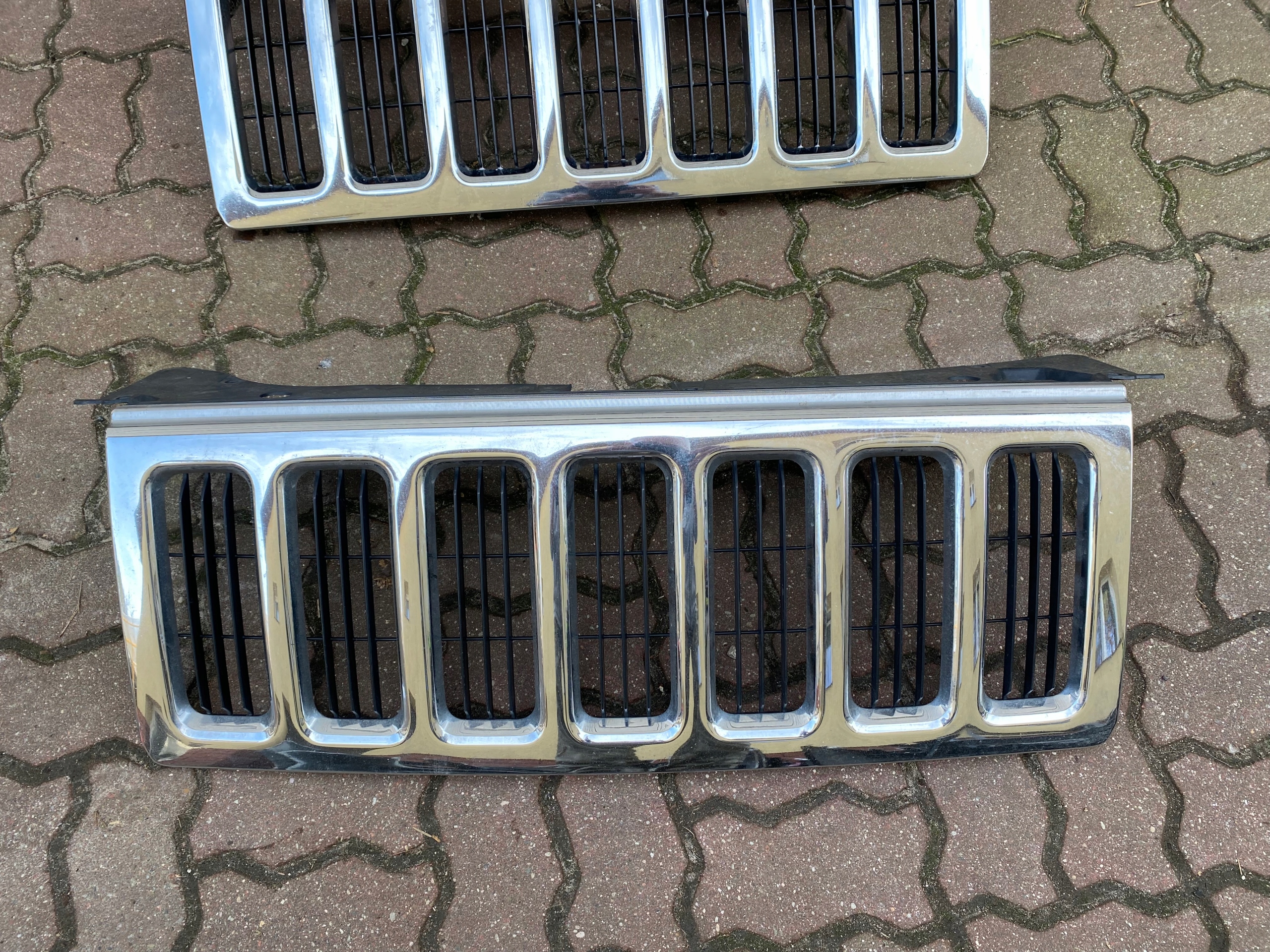 Jeep Commander WH Kühlergrill FRONTGRILL Kühlergitter 5JR62TRMAC - Thumbnail 5