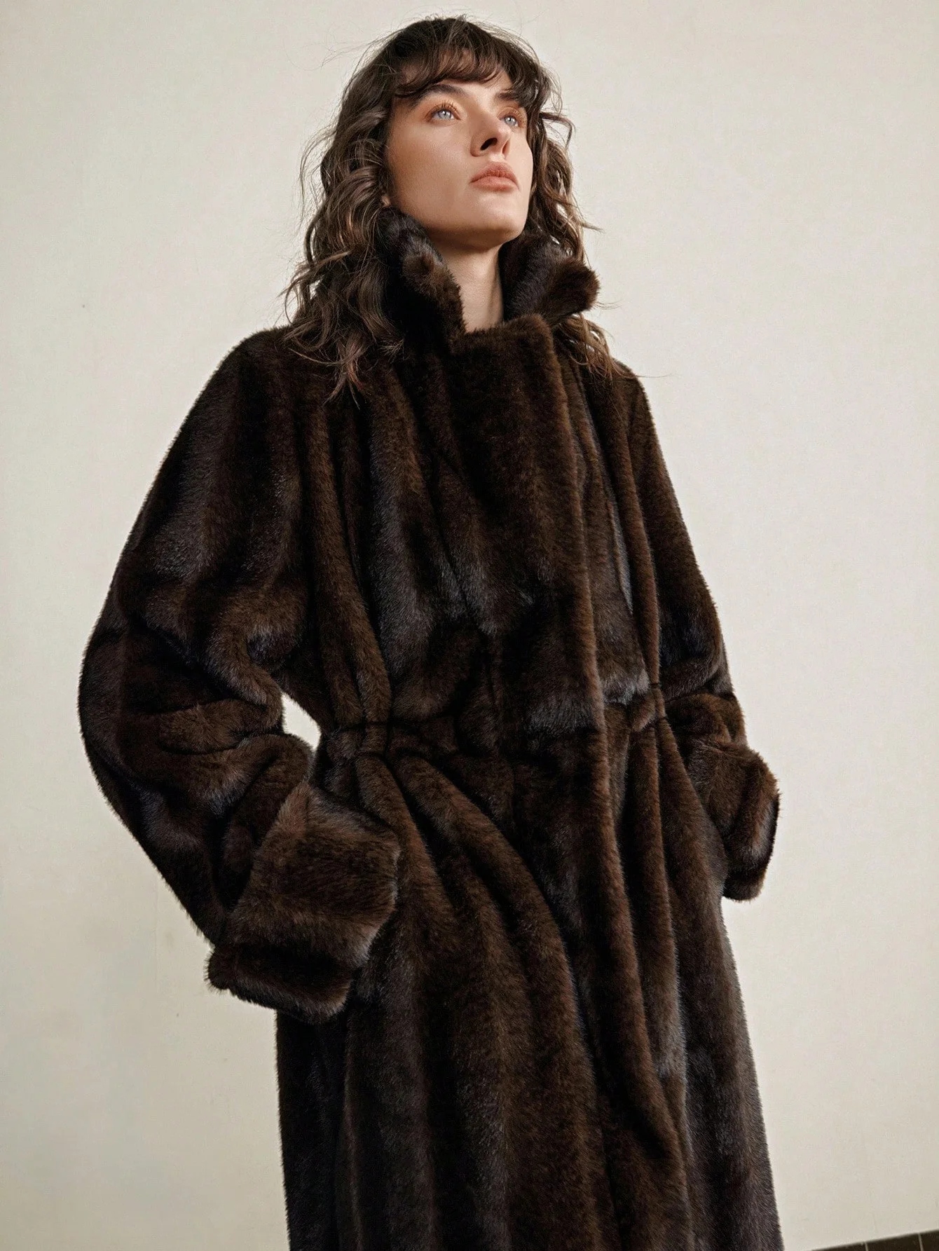 Kožešina Dámské Dlouhé Hnědé Oversize S Klopami Maxi Zimní Shein S 36