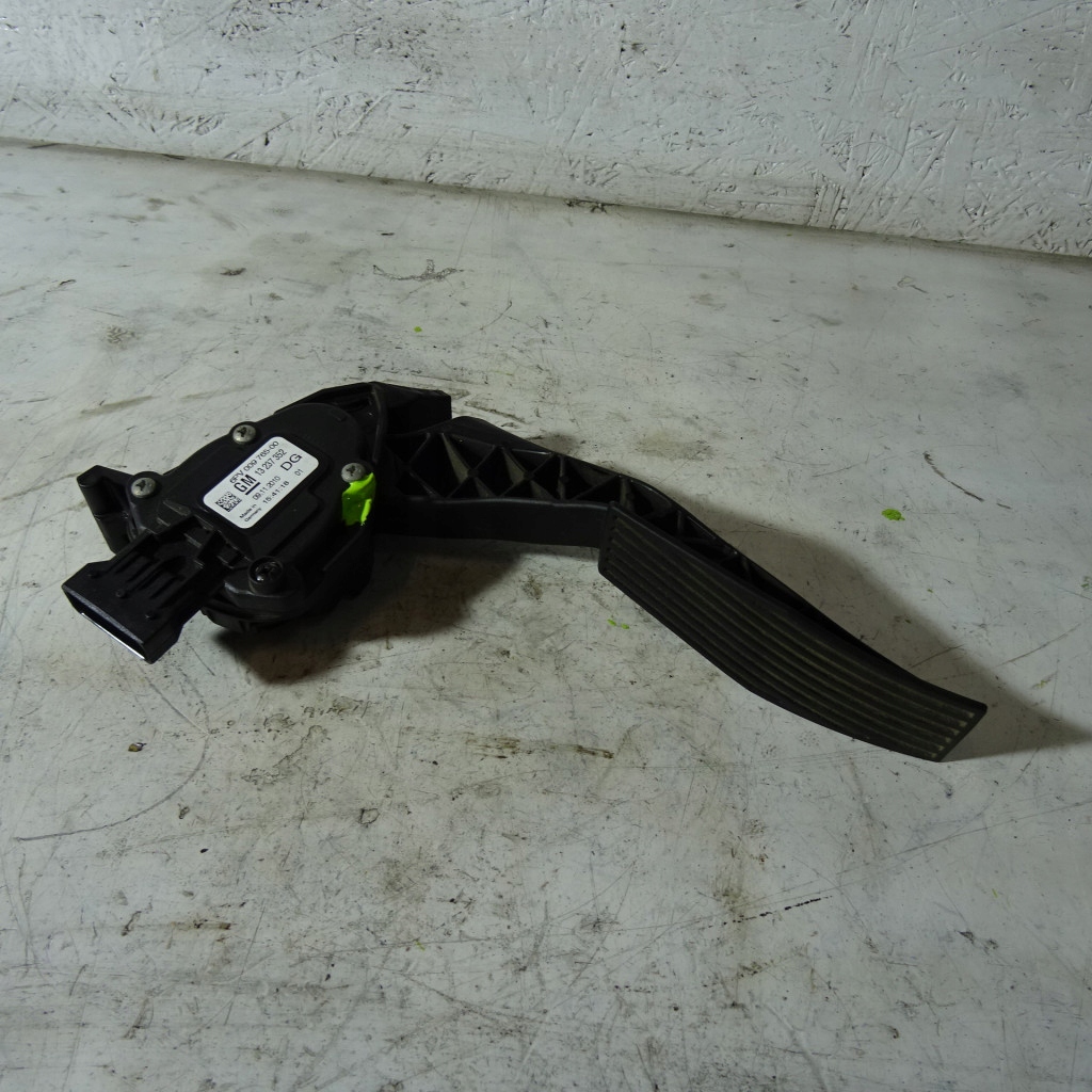 OPEL INSIGNIA A 2.0CDTI potentiometer Gas 13237352