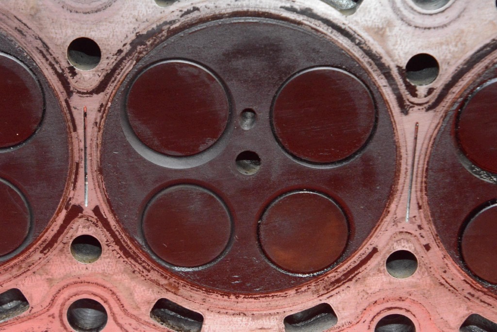 TESTATA Motore TOYOTA AURIS 1 e 2.0 D-4D 126 KM 06-09