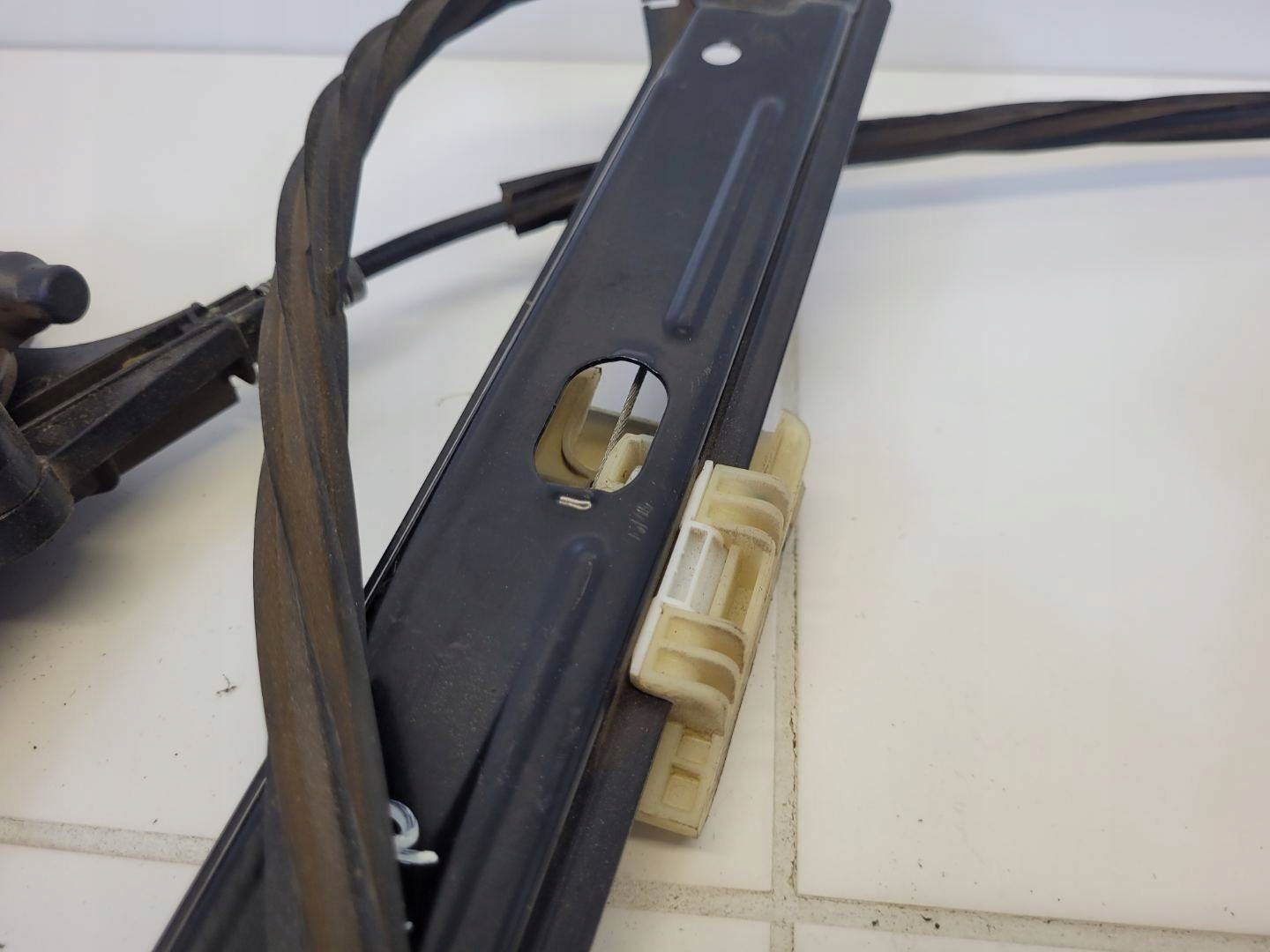 window regulator electrical front left side Skoda Karoq 2018 850202099