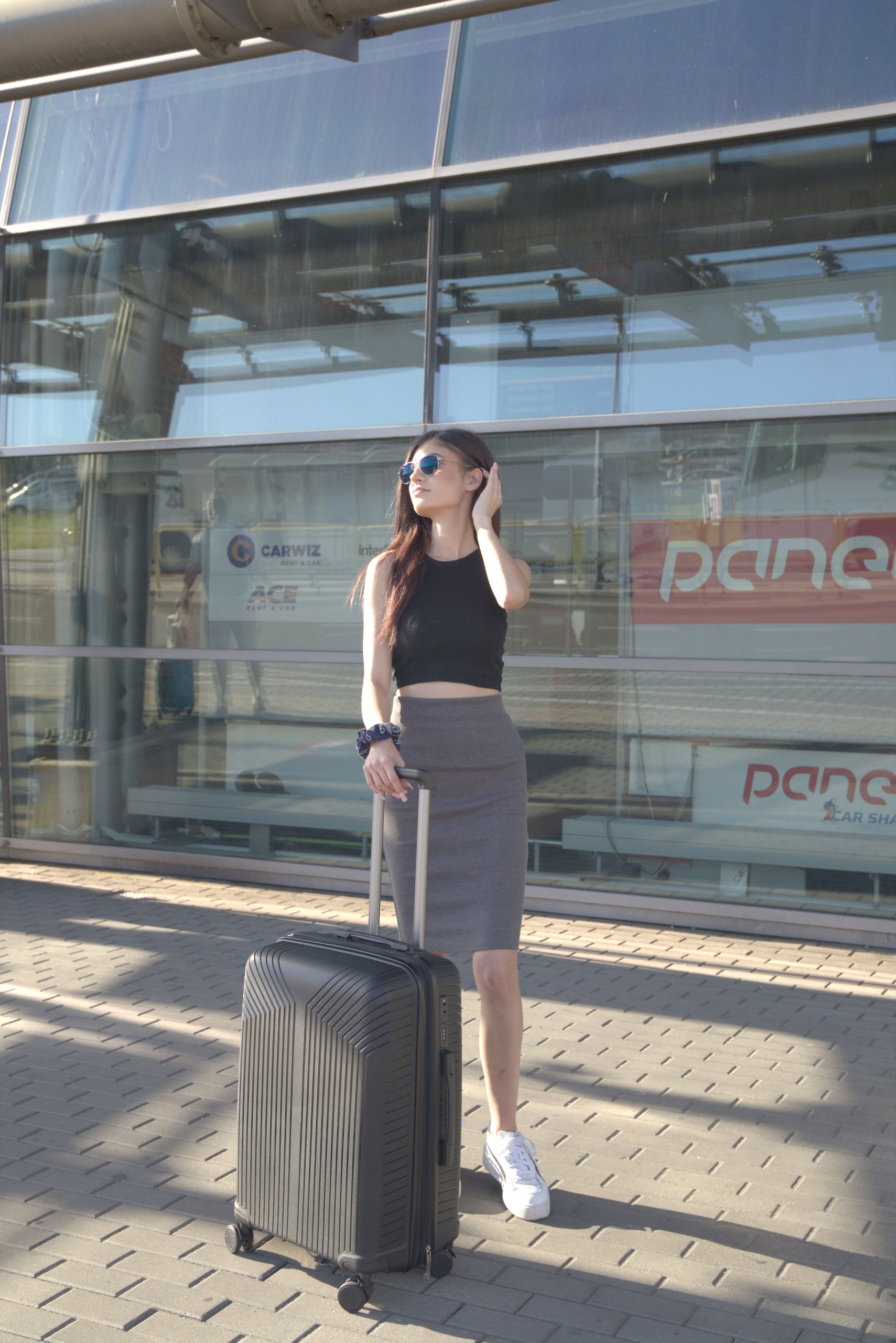 Komplet Wytrzymałych Walizek Podróżnych BAGIA TRAVEL PREMIUM Materiał dominujący polipropylen