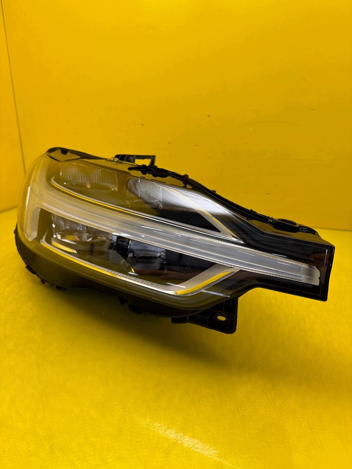 light right Volvo XC60 II 2017- Full Led 31656615