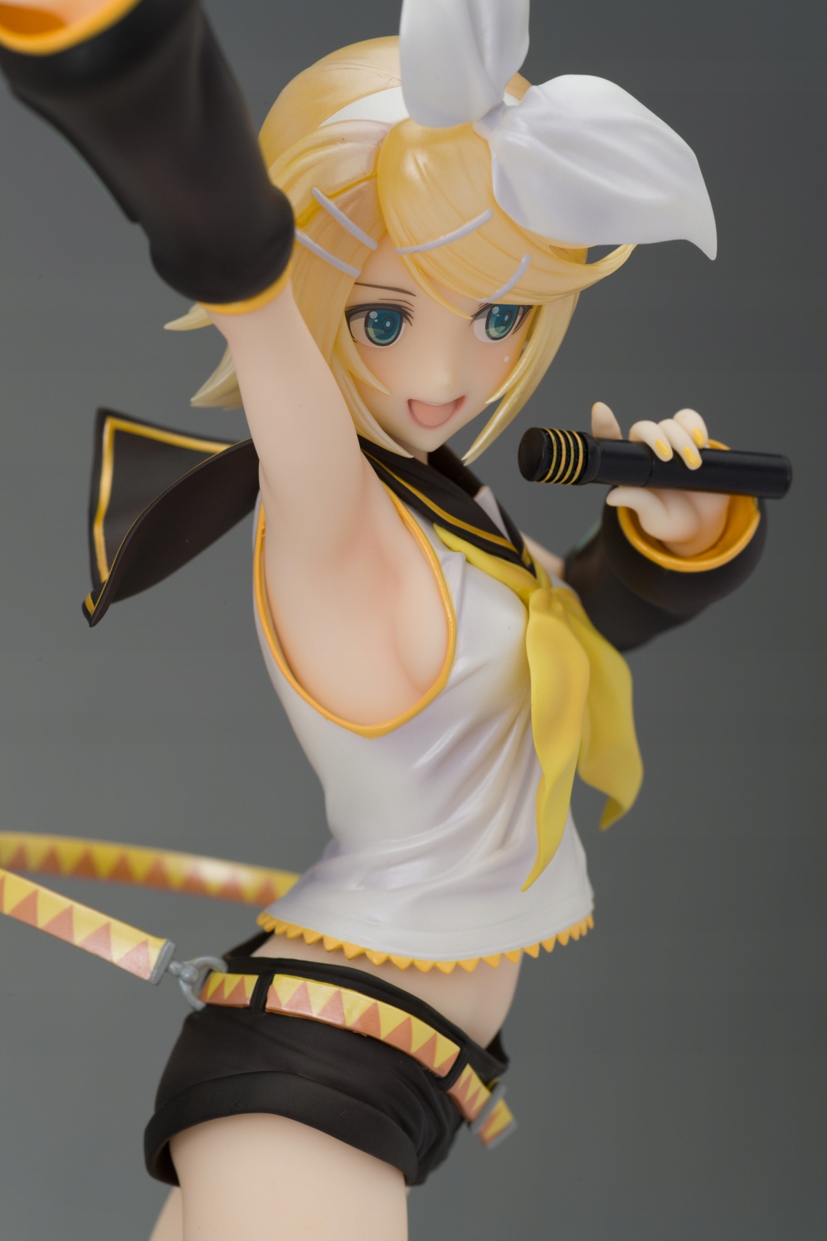 Figurka Anime Vocaloid Kagamine Rin 1/7 Tony ver. Max