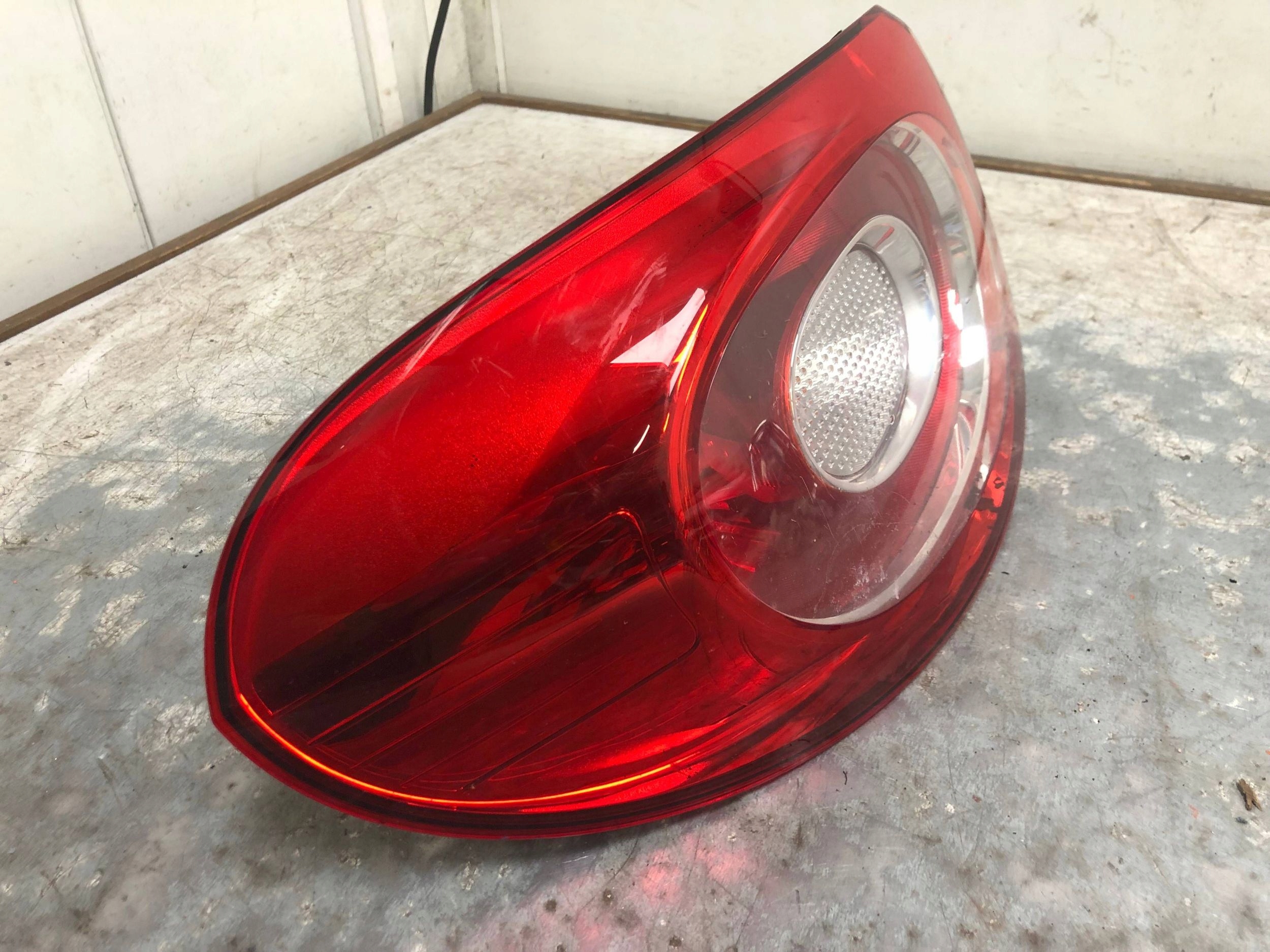 light left rear part VW TIGUAN 5N0945095H