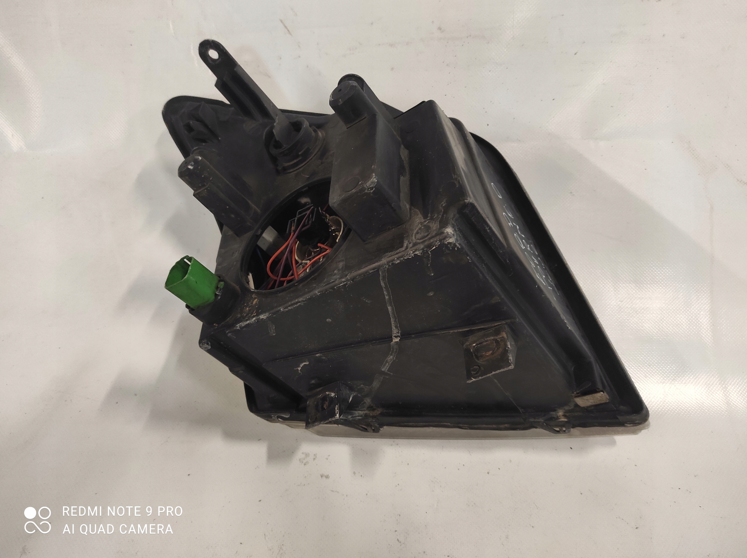Licht links vorne REFLEKTOR links FORD CONNECT und