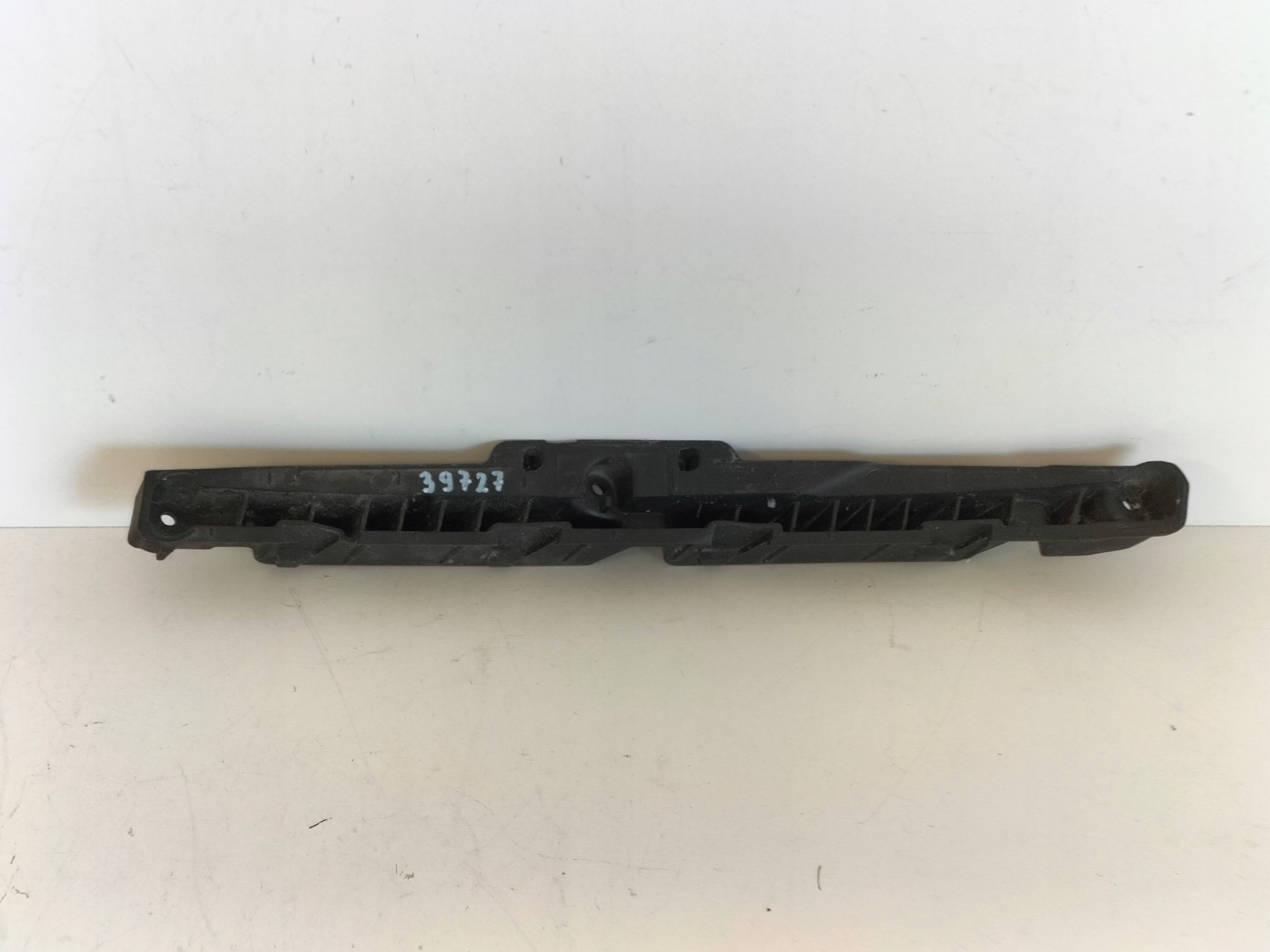 support holder below lampe reflektor front left HYUNDAI I30 III 17-20