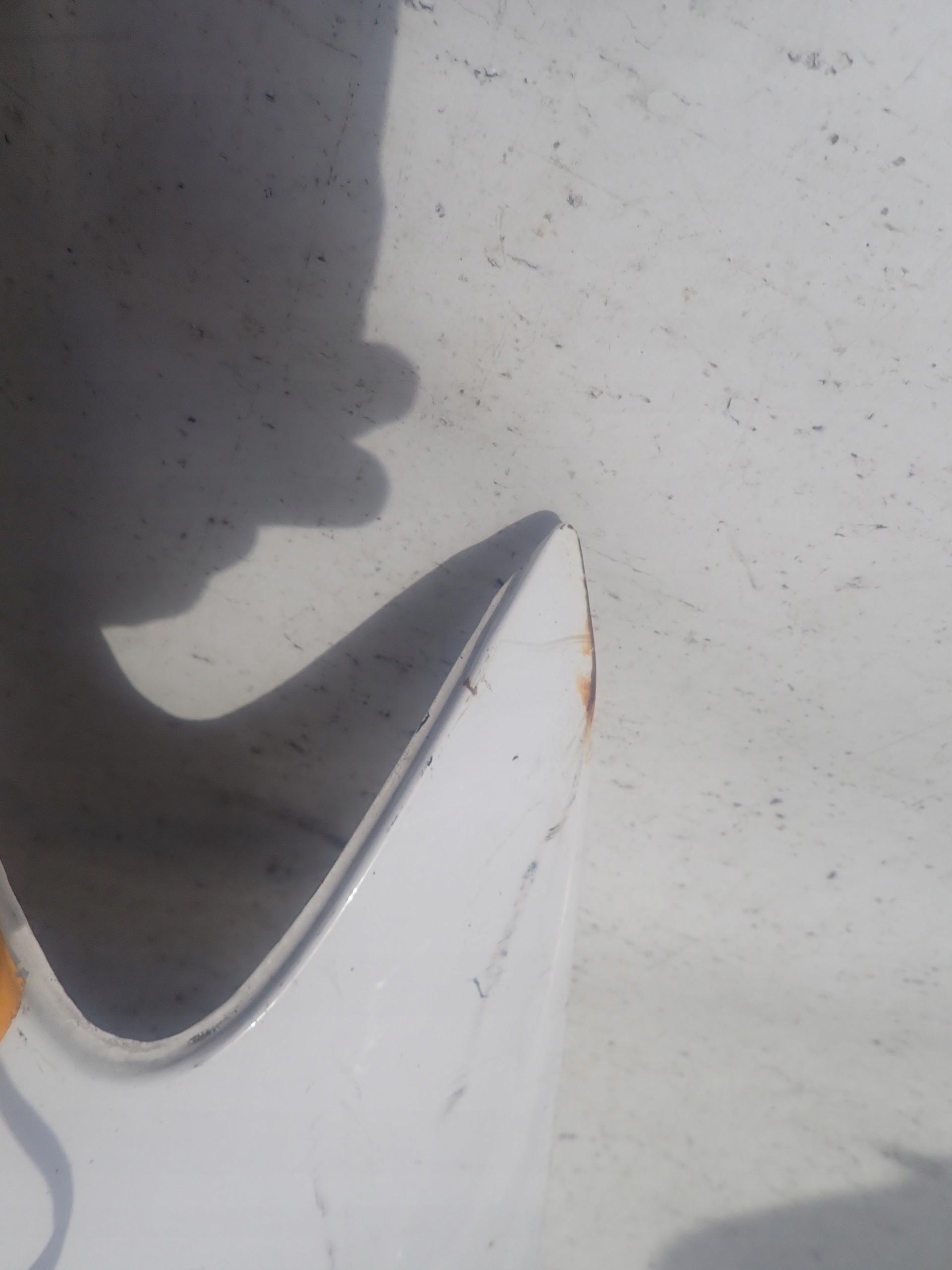 TOYOTA PREVIA II 00-06 fender left front